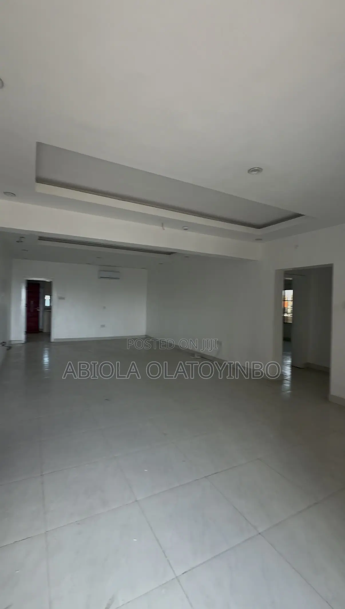 2bdrm Penthouse in Ahmadu Bello Way for rent