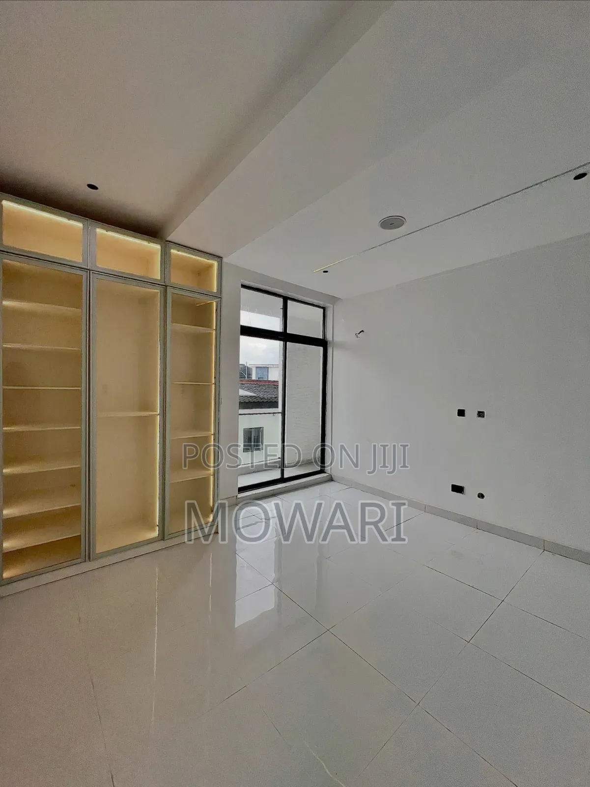 3bdrm Duplex in Lekki Expressway for sale