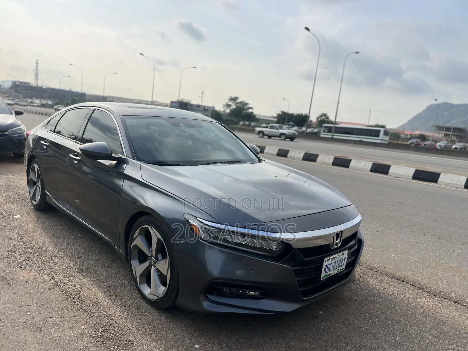Honda Accord Touring 2.0T 2018 Gray