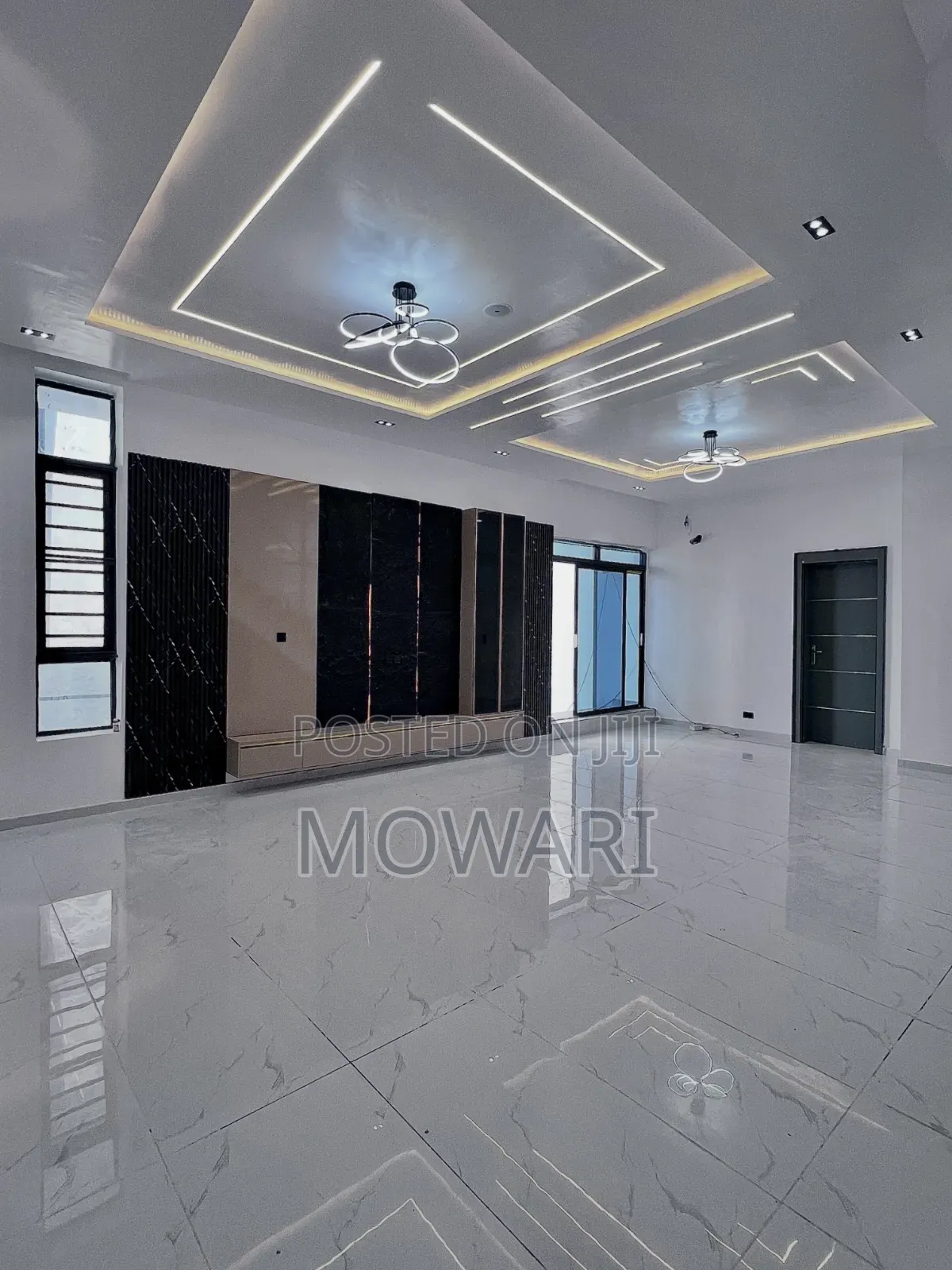 5bdrm Duplex in Lekki Expressway for sale