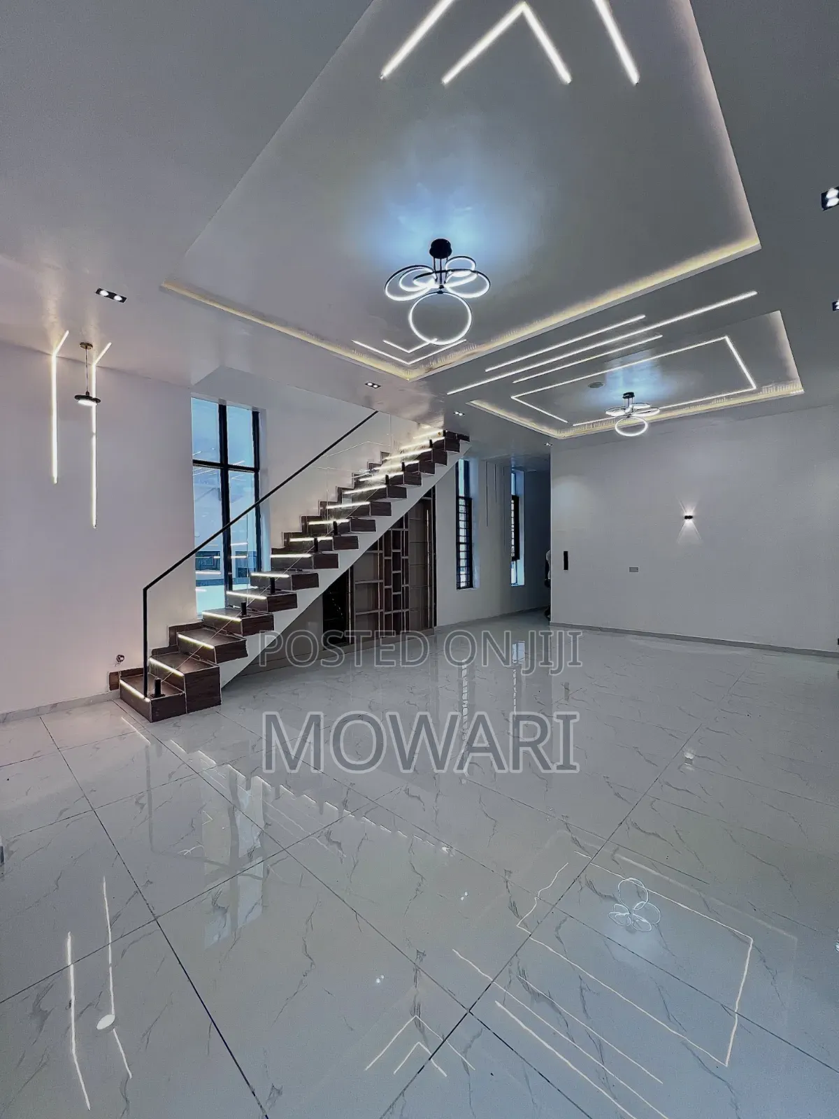 5bdrm Duplex in Lekki Expressway for sale