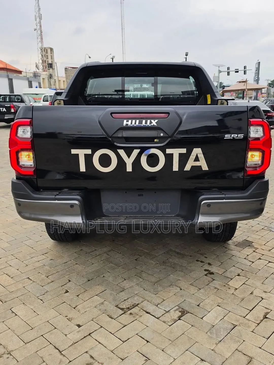 New Toyota Hilux 2026 Black