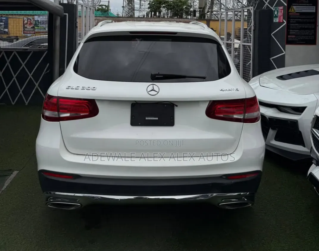 Mercedes-Benz GLC-Class 2017 White