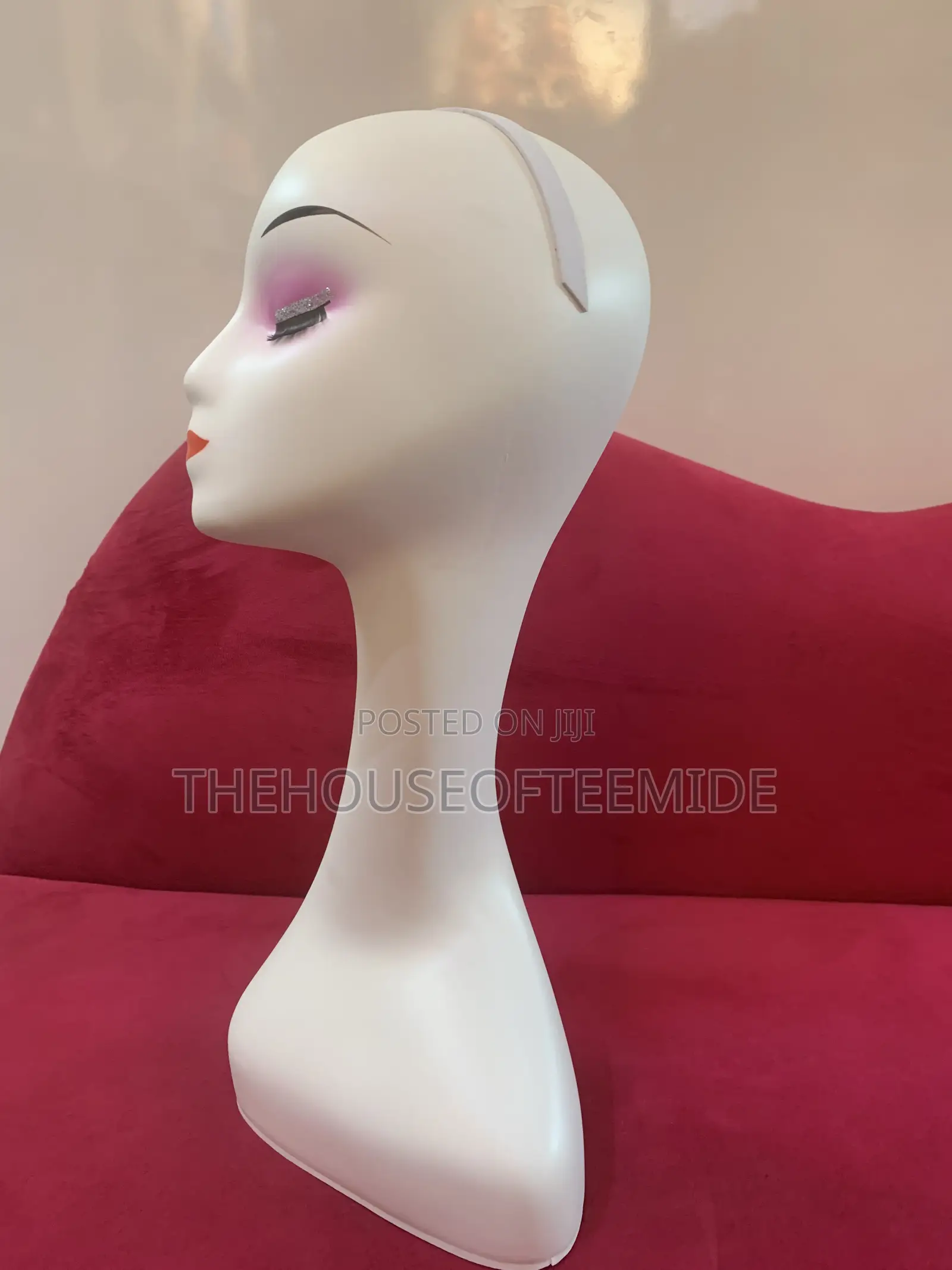Pretty White Mannequin