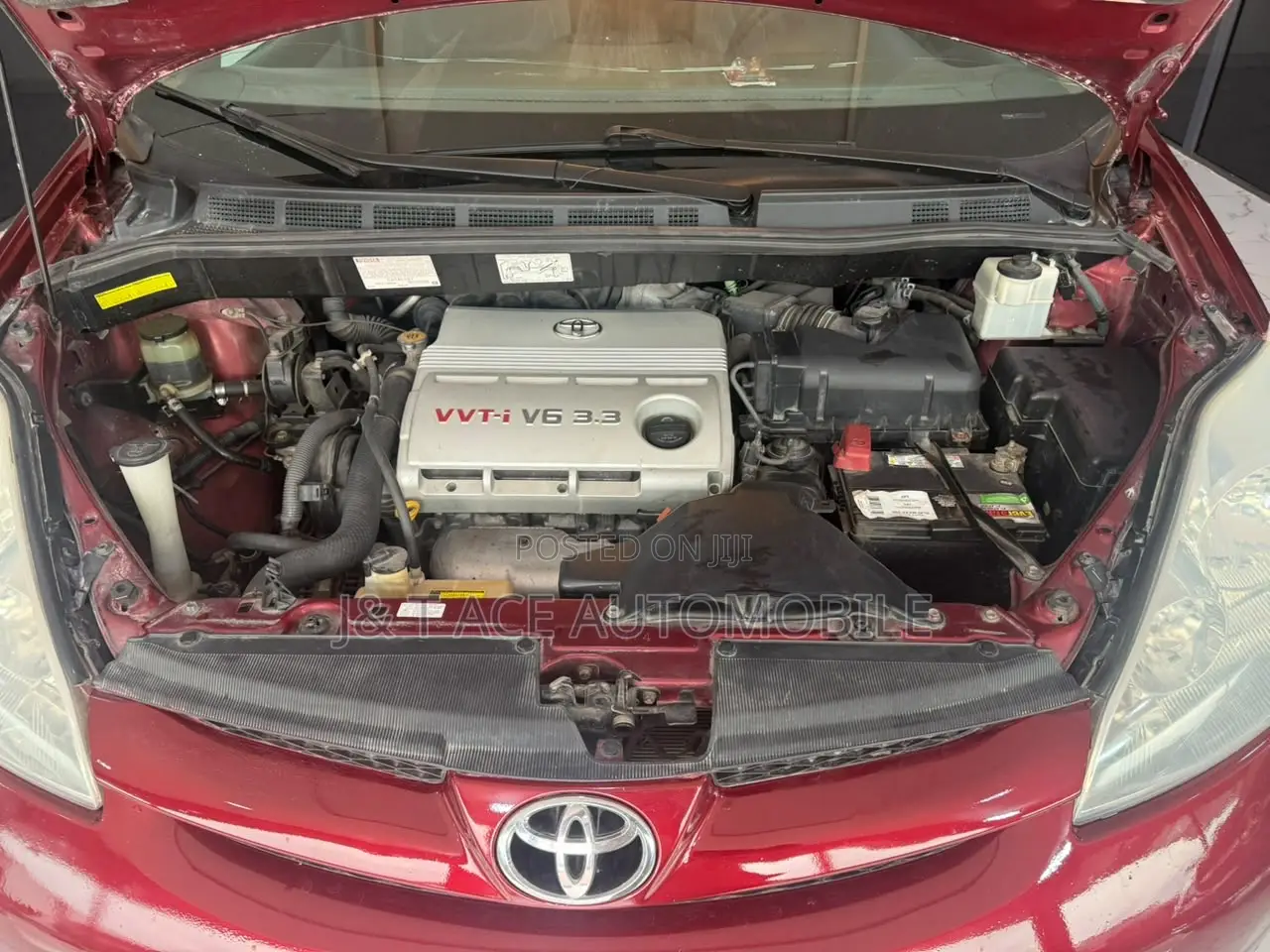 Toyota Sienna 2006 Red