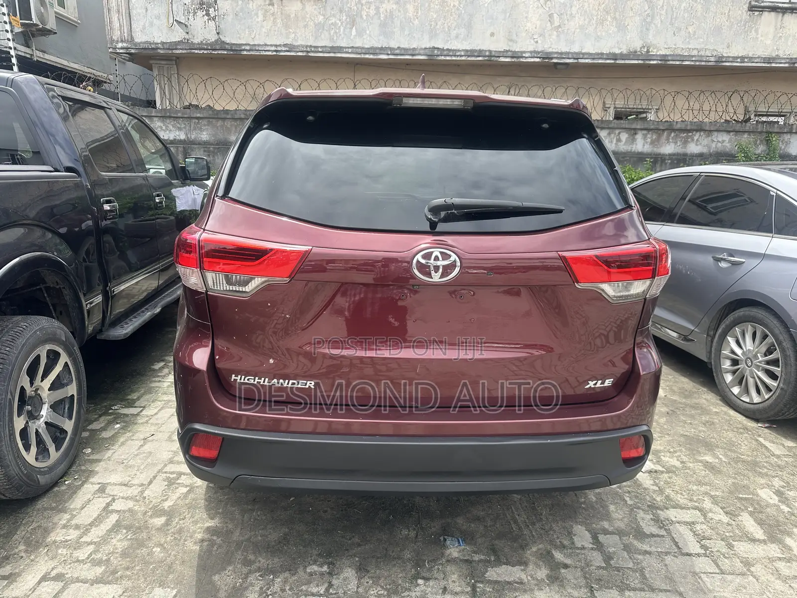 Toyota Highlander XLE V6 4x2 (3.5L 6cyl 6A) 2016 Red