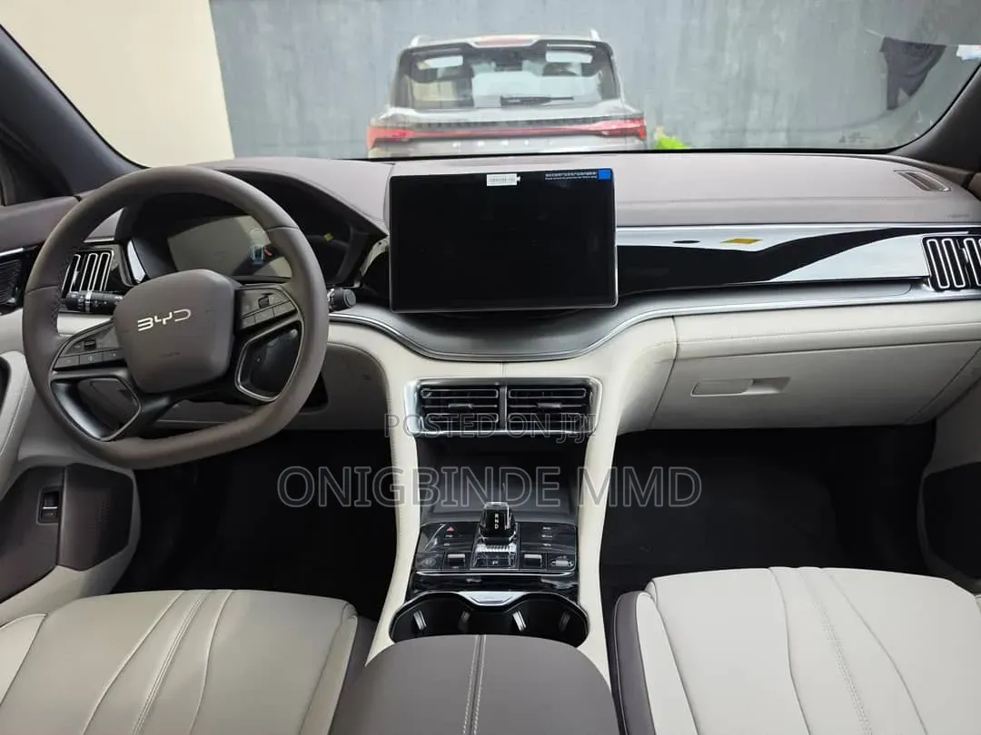 New BYD Song Plus 2025 Black