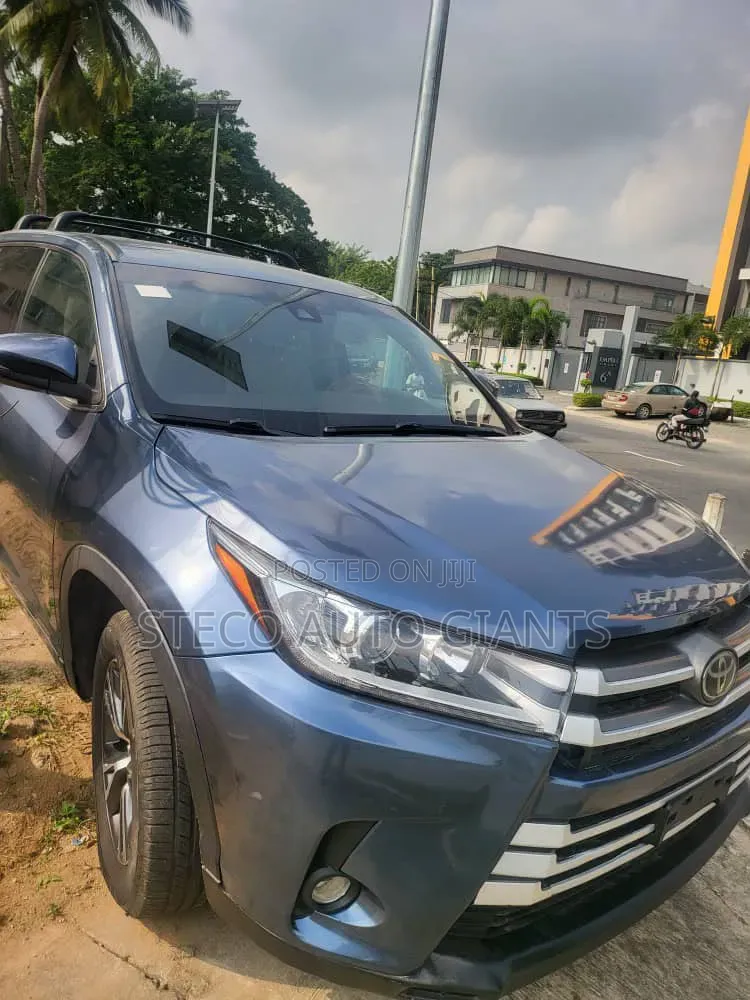 Toyota Highlander 2016