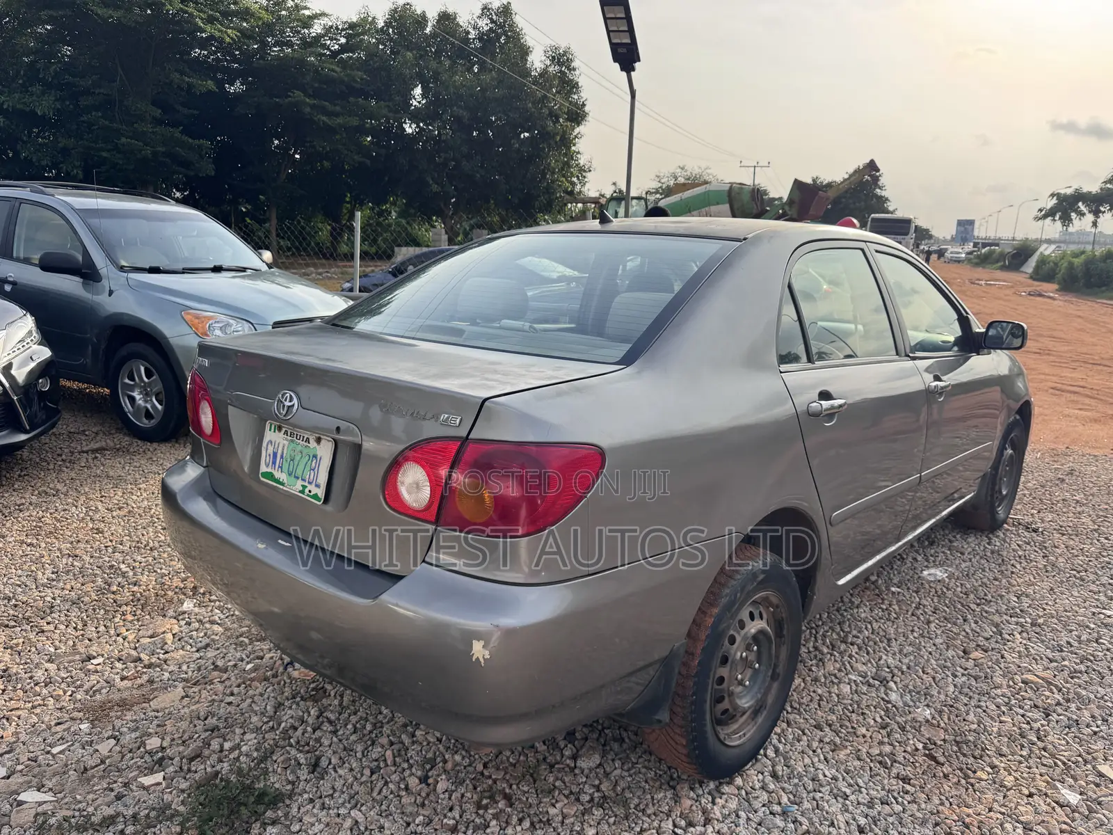Toyota Corolla LE 2004 Gray
