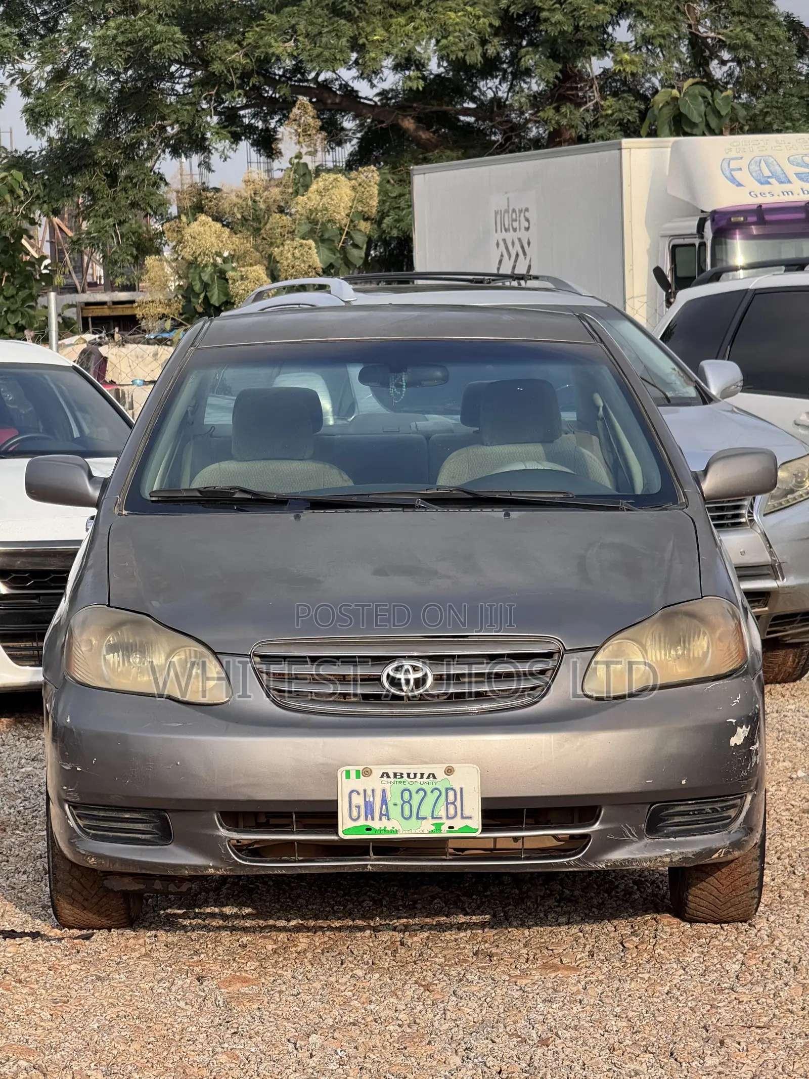 Toyota Corolla LE 2004 Gray