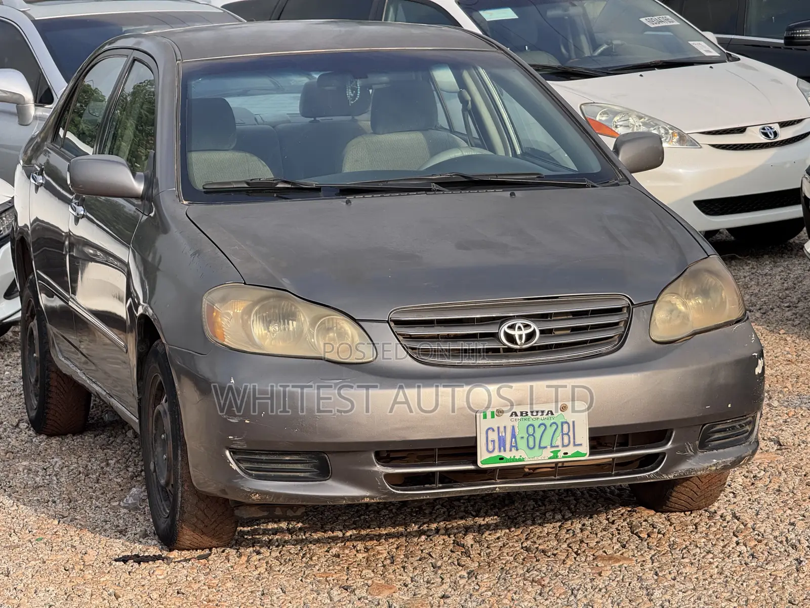 Toyota Corolla LE 2004 Gray