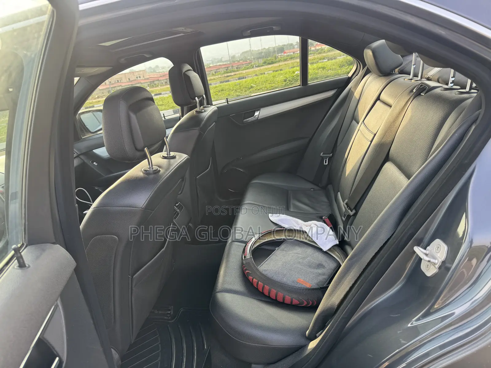 Mercedes-Benz C300 Luxury Sedan AWD (3.0L 6cyl 7A) 2008 Gray