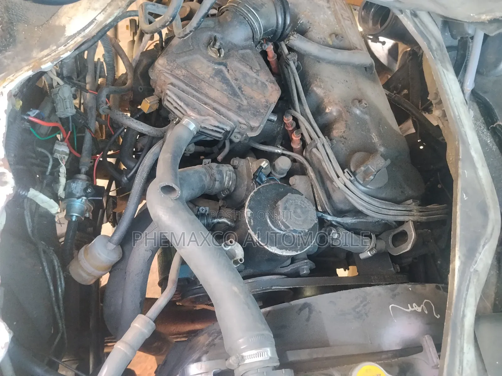 Nissan Cabtsar