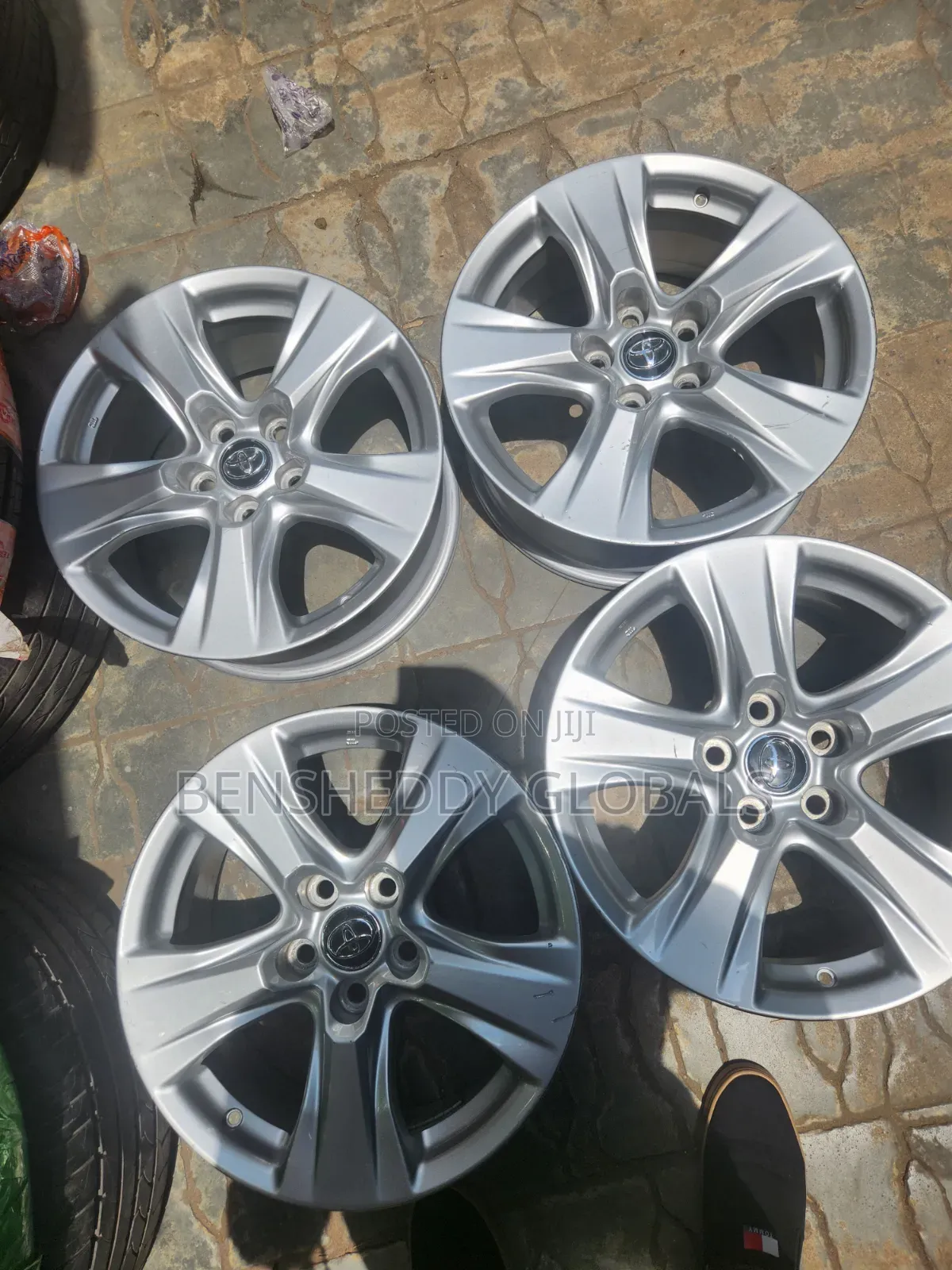 17 Rim Wheels for Toyota Cars