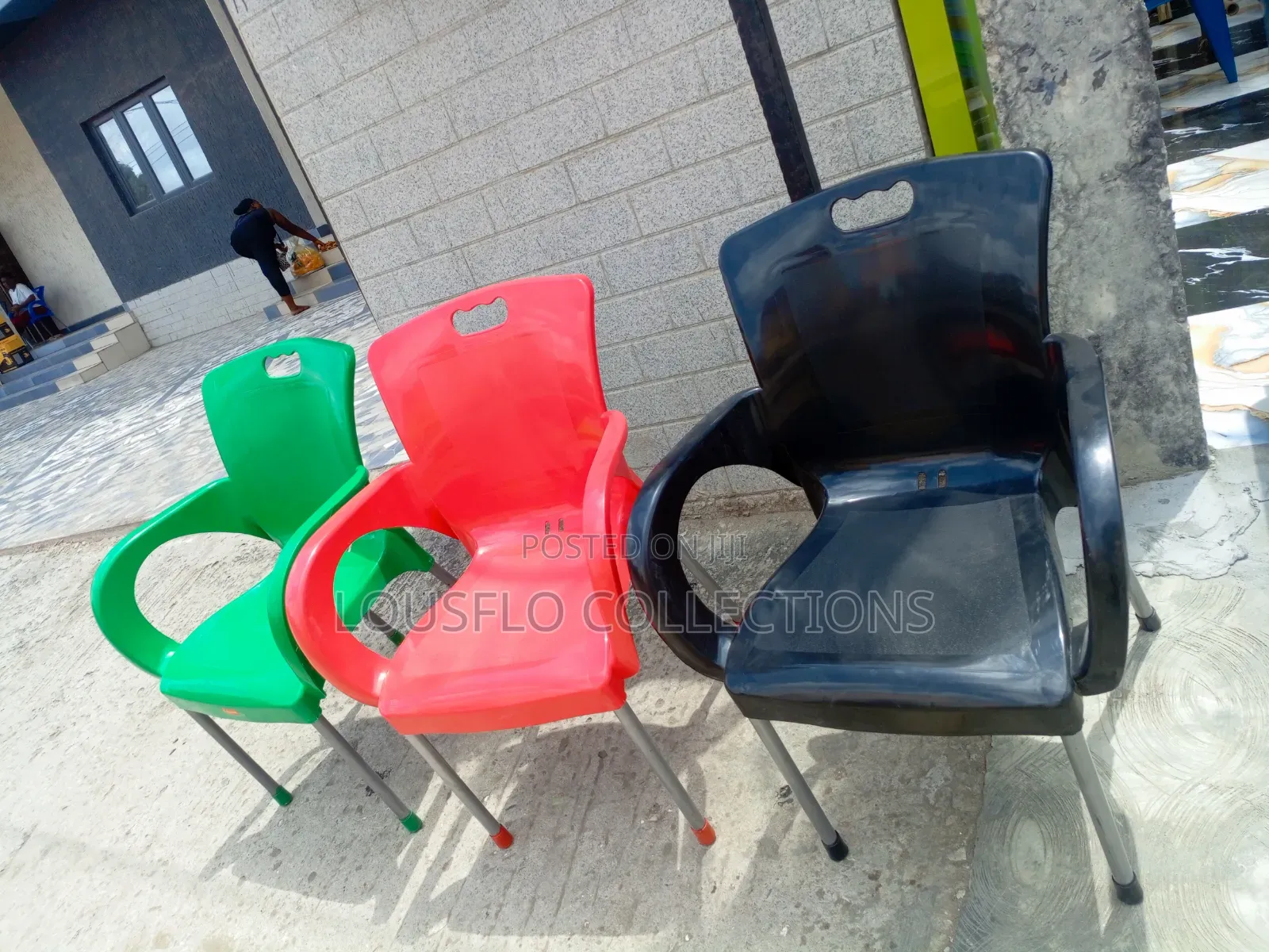 Quality Arm Plastic Chair With Iron Leg for Restaurant