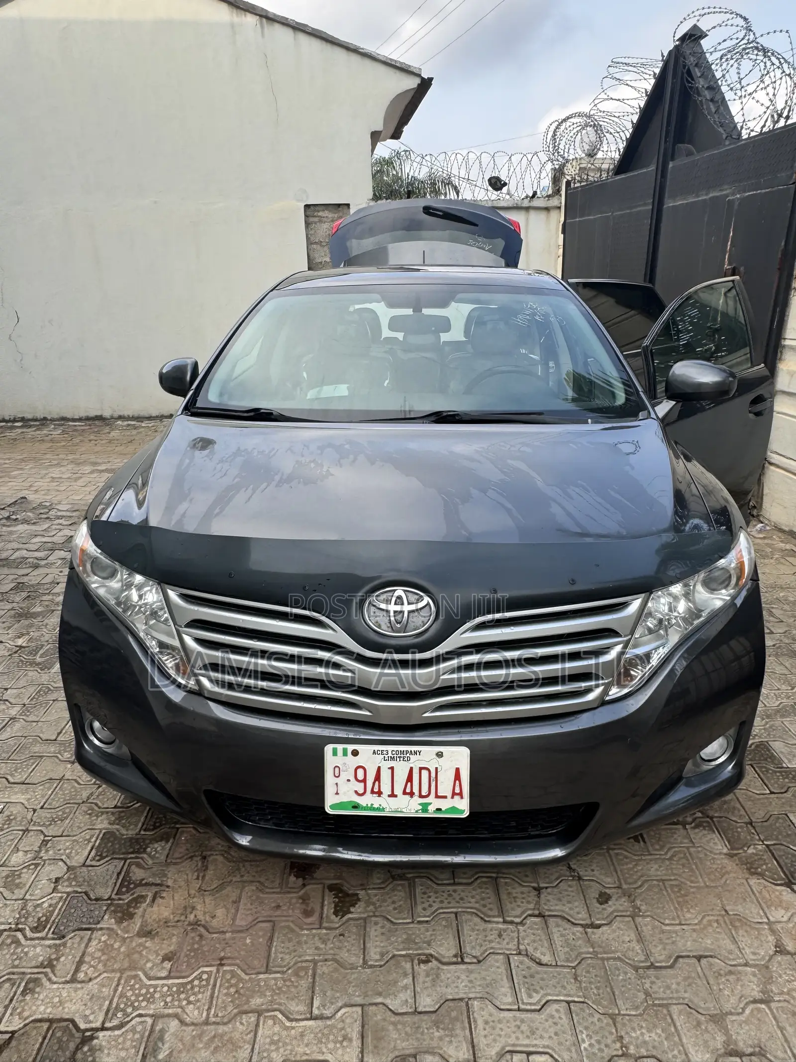 Toyota Venza V6 2012 Gray