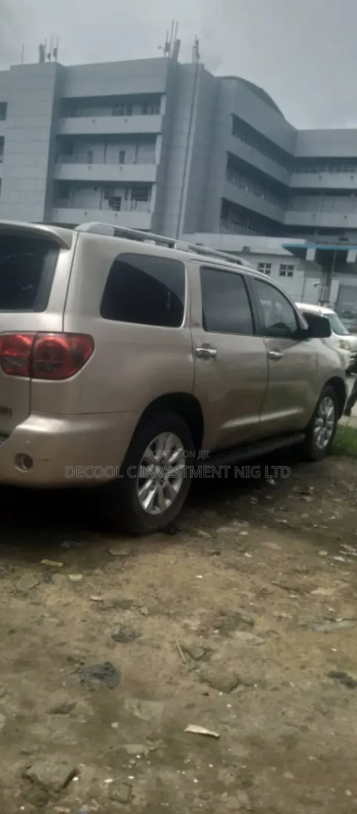 Toyota Sienna XLE 7 Passenger 2011 Gold