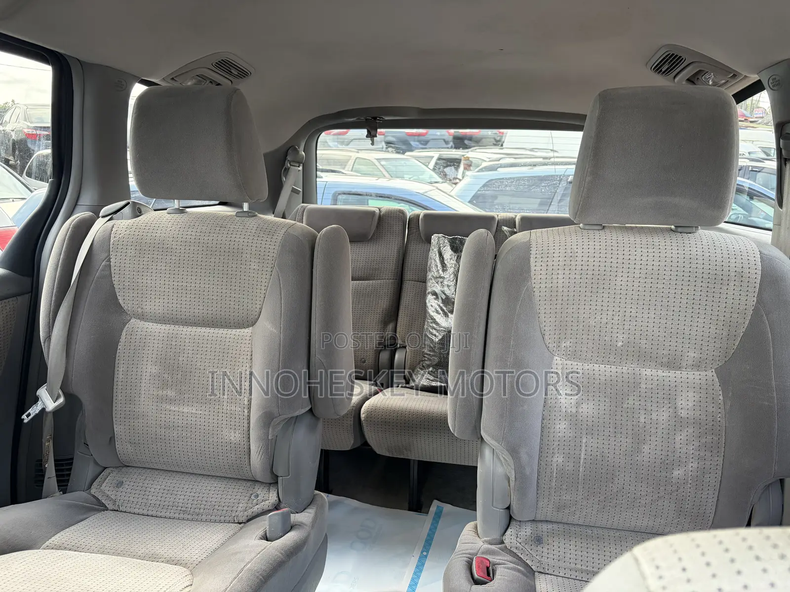 Toyota Sienna LE 7 Passenger 2010 Gray