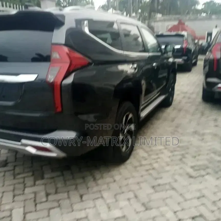New Mitsubishi Pajero 2025 Black