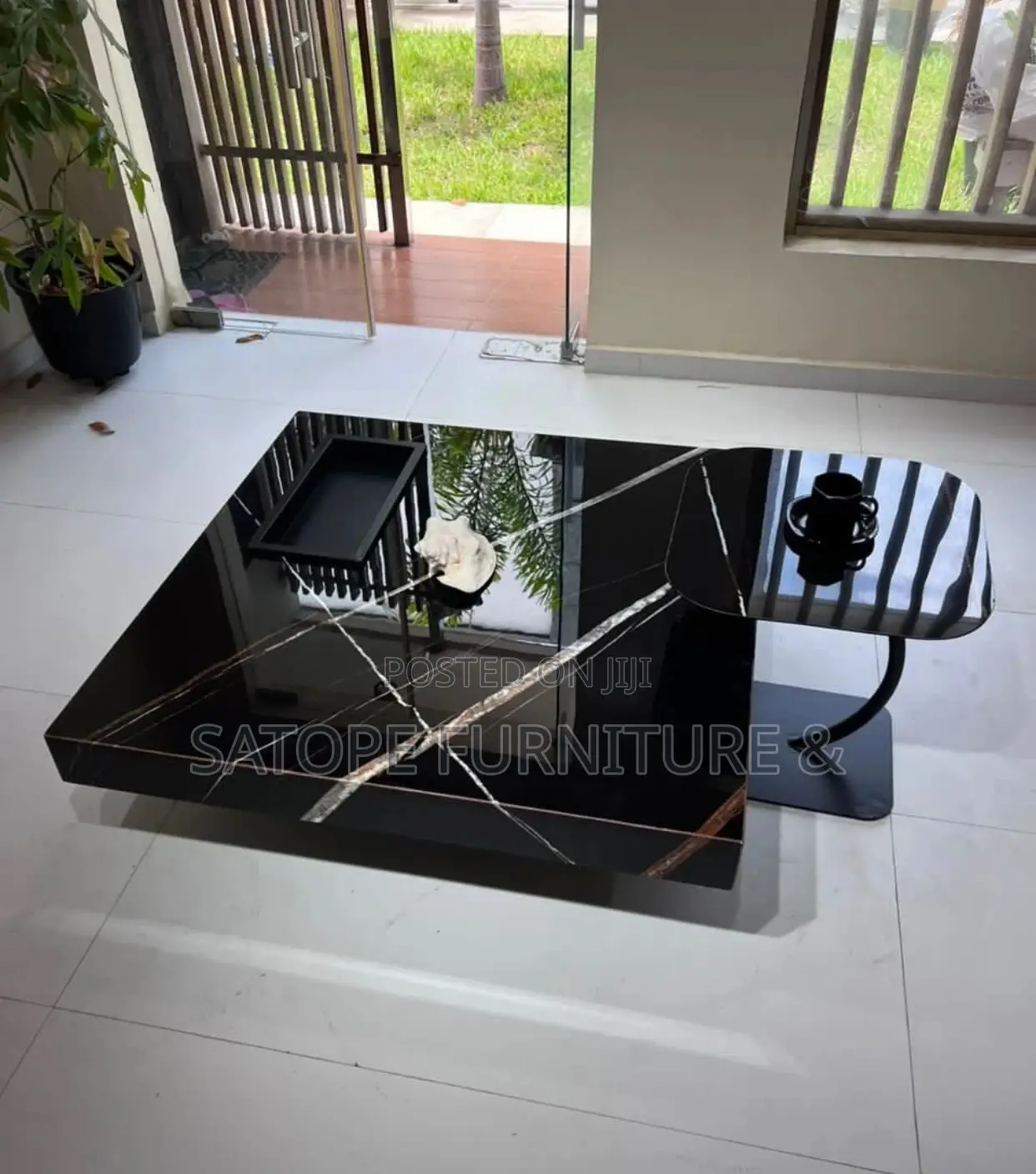 Luxury Coffee Center Table