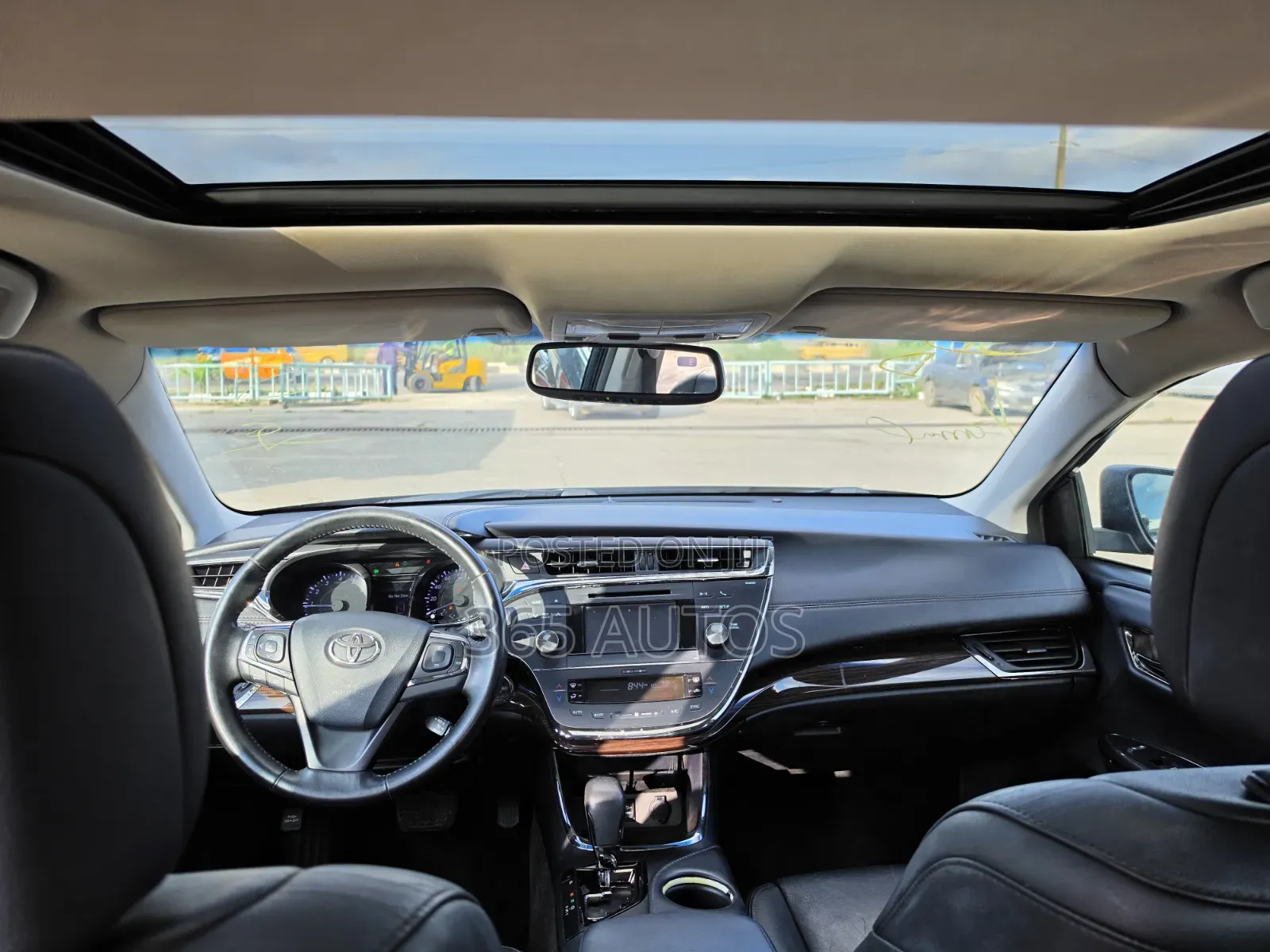 Toyota Avalon XLE Premium Sedan FWD (3.5L 6cyl 6A) 2013 Black