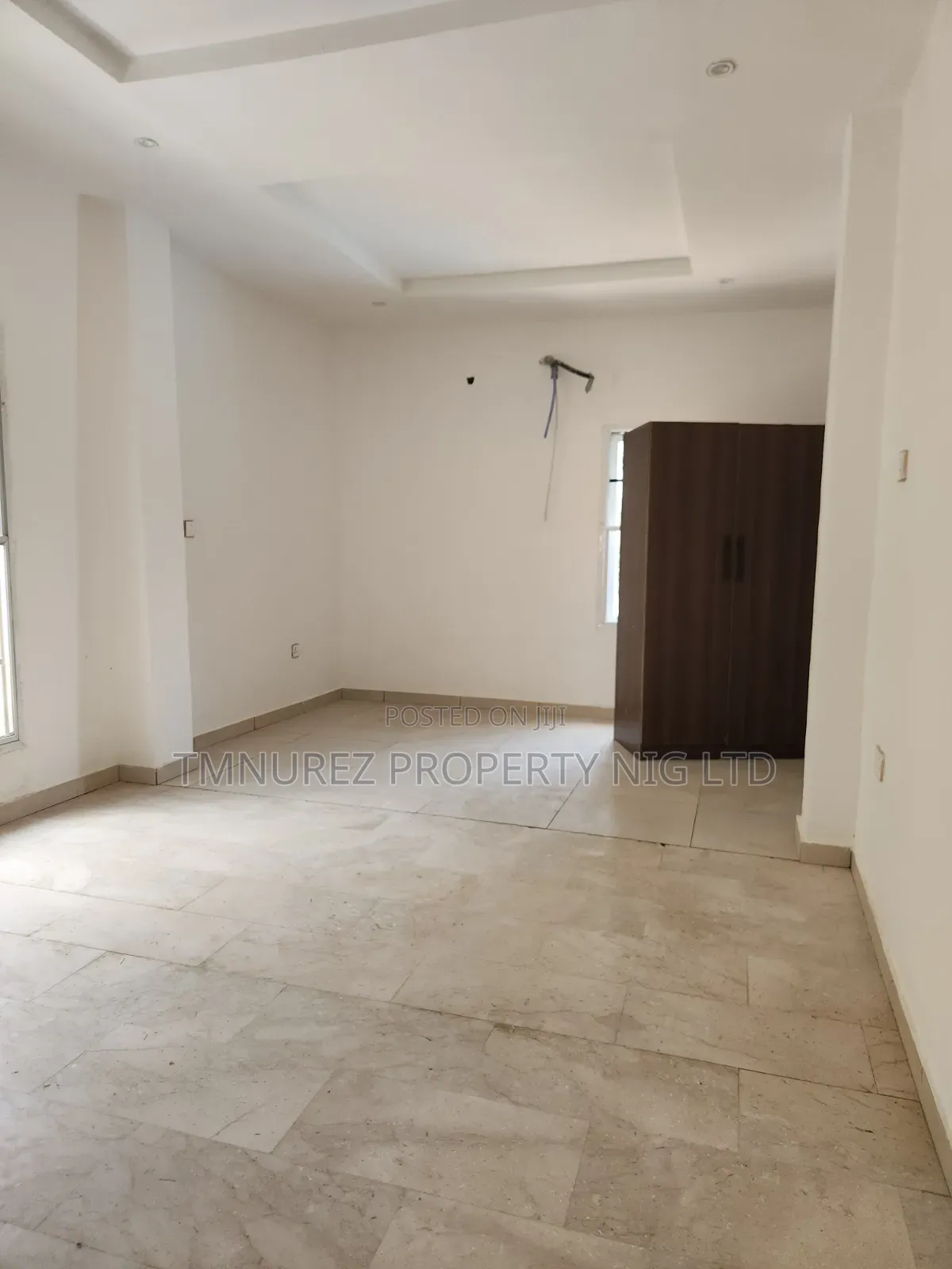 Mini Flat in Lekki Phase 1 for rent