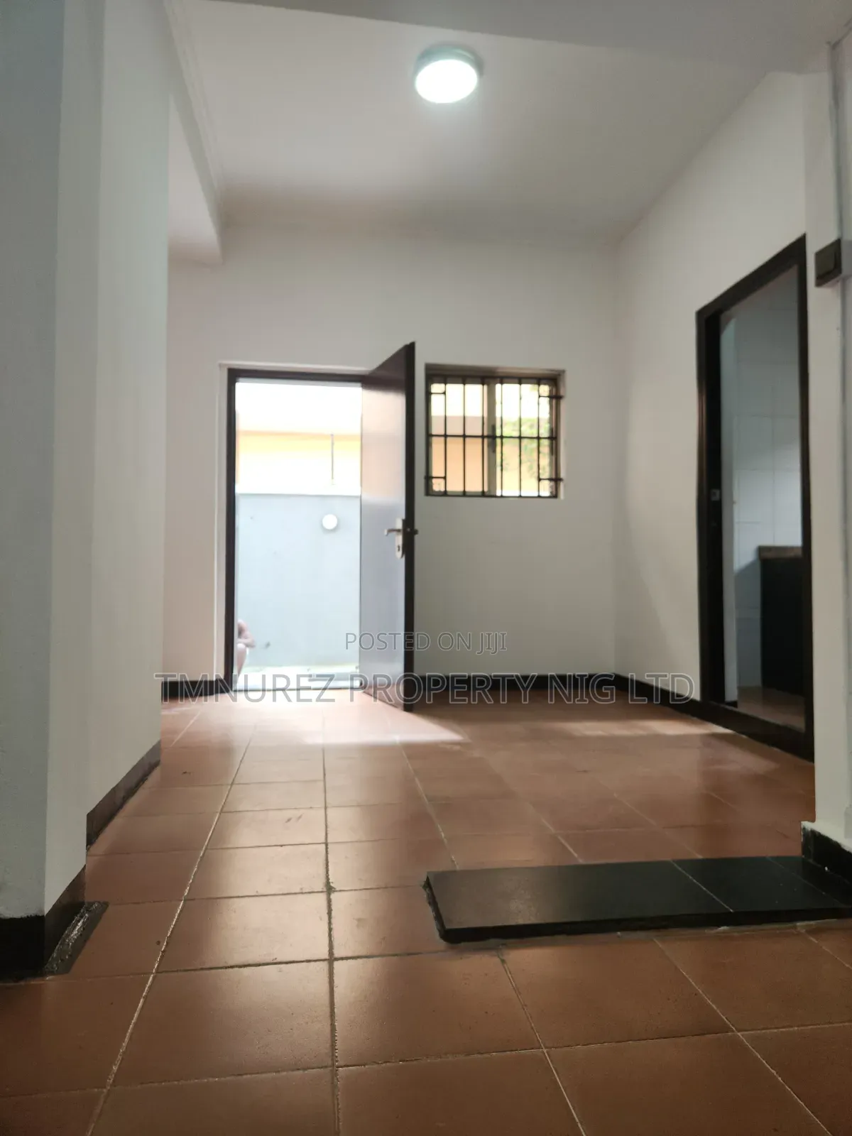 Mini Flat in Lekki Phase 1 for rent