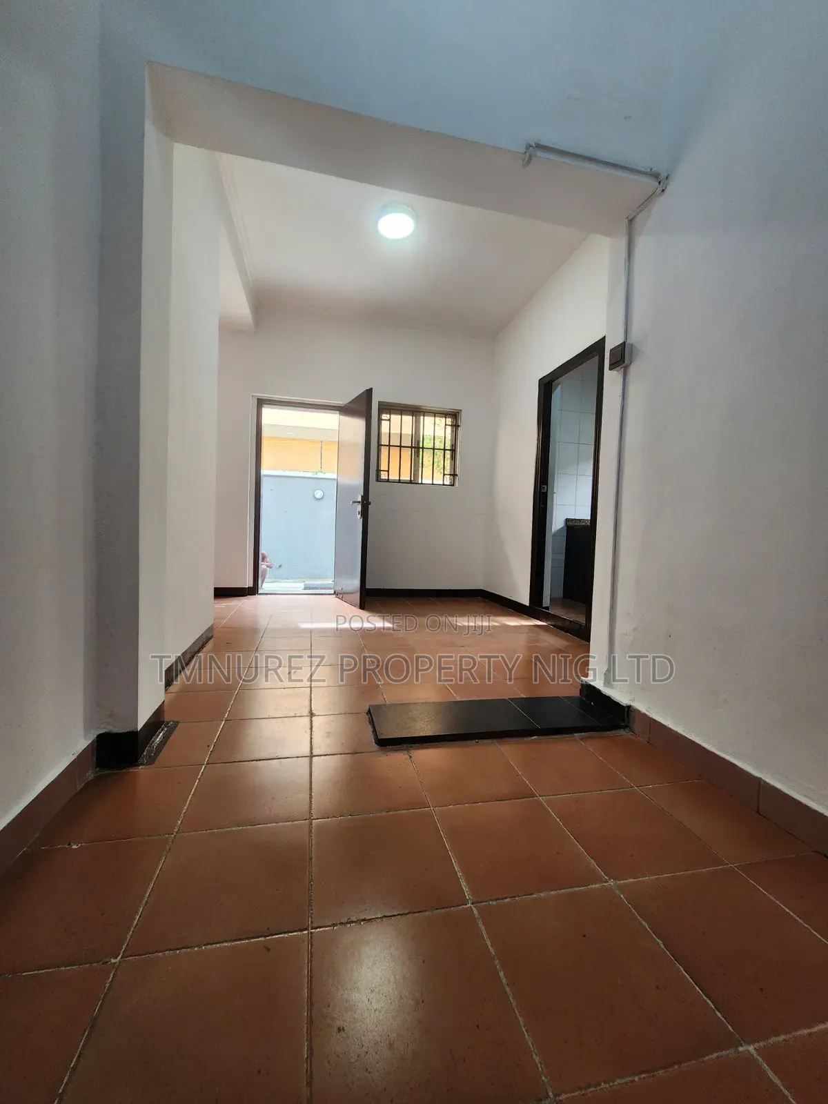 Mini Flat in Lekki Phase 1 for rent