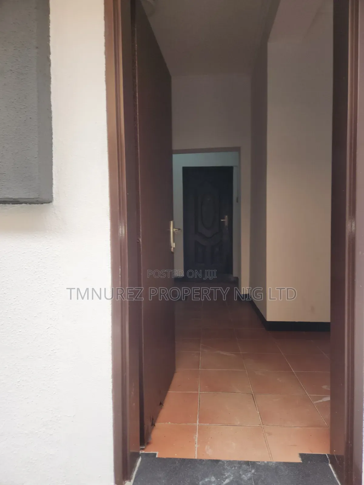 Mini Flat in Lekki Phase 1 for rent