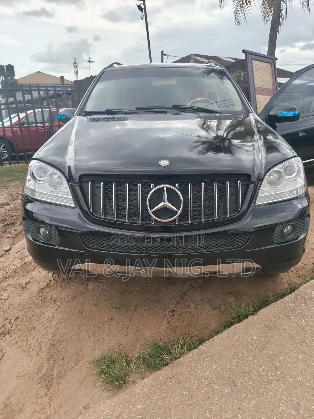 Mercedes-Benz M Class ML 500 AWD 4Matic (5.0L V8 7A) 2006 Black