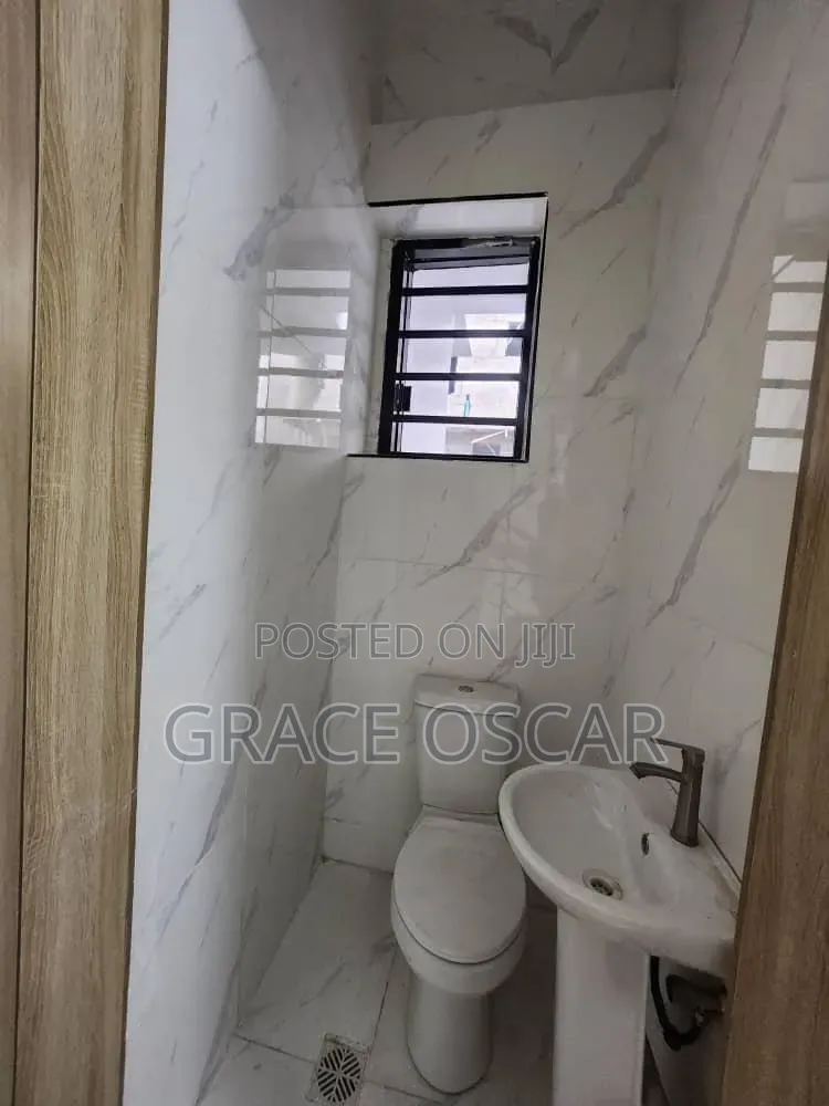 3bdrm Duplex in Ikota for rent