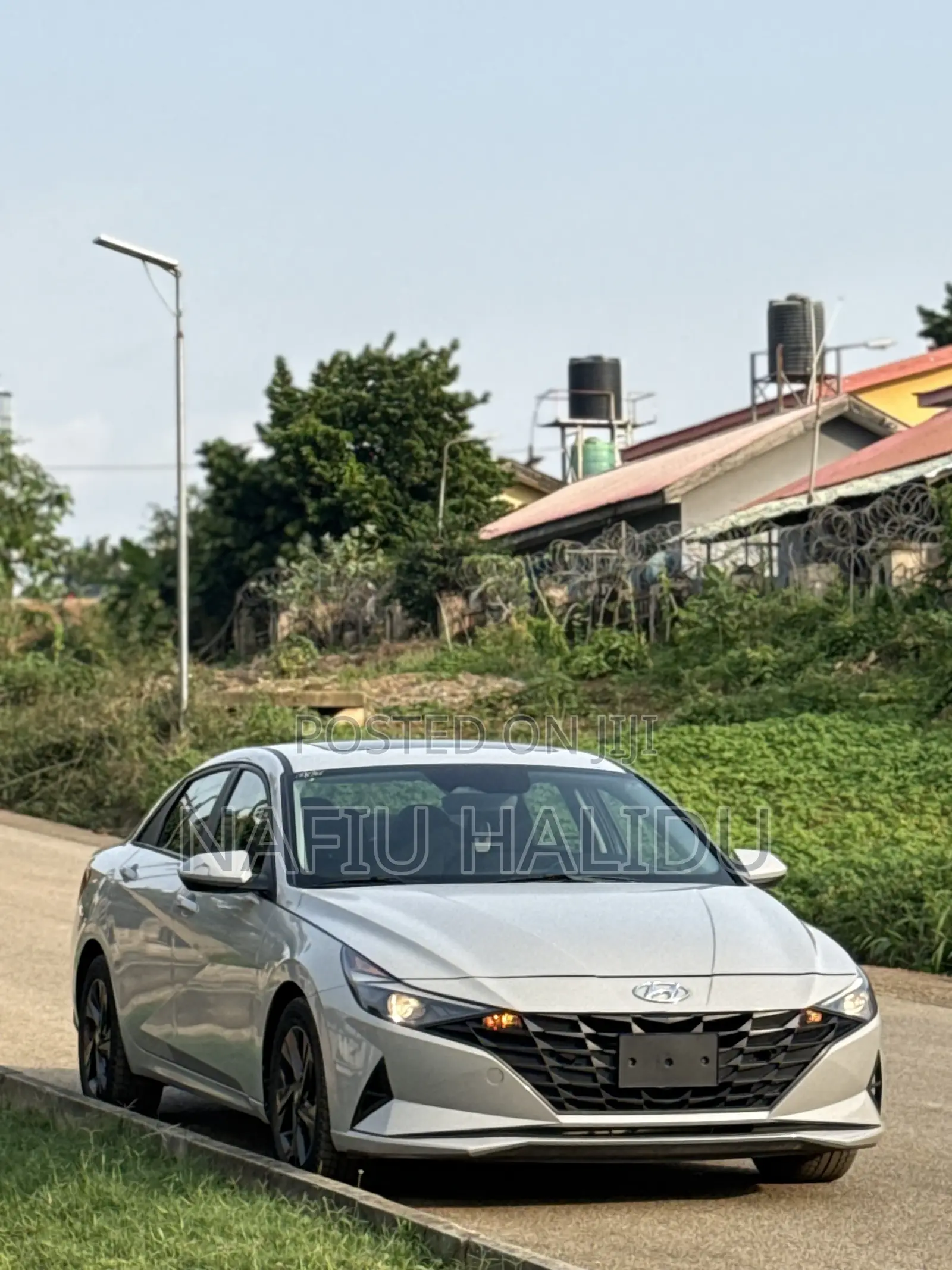 Hyundai Elantra 2022 Silver