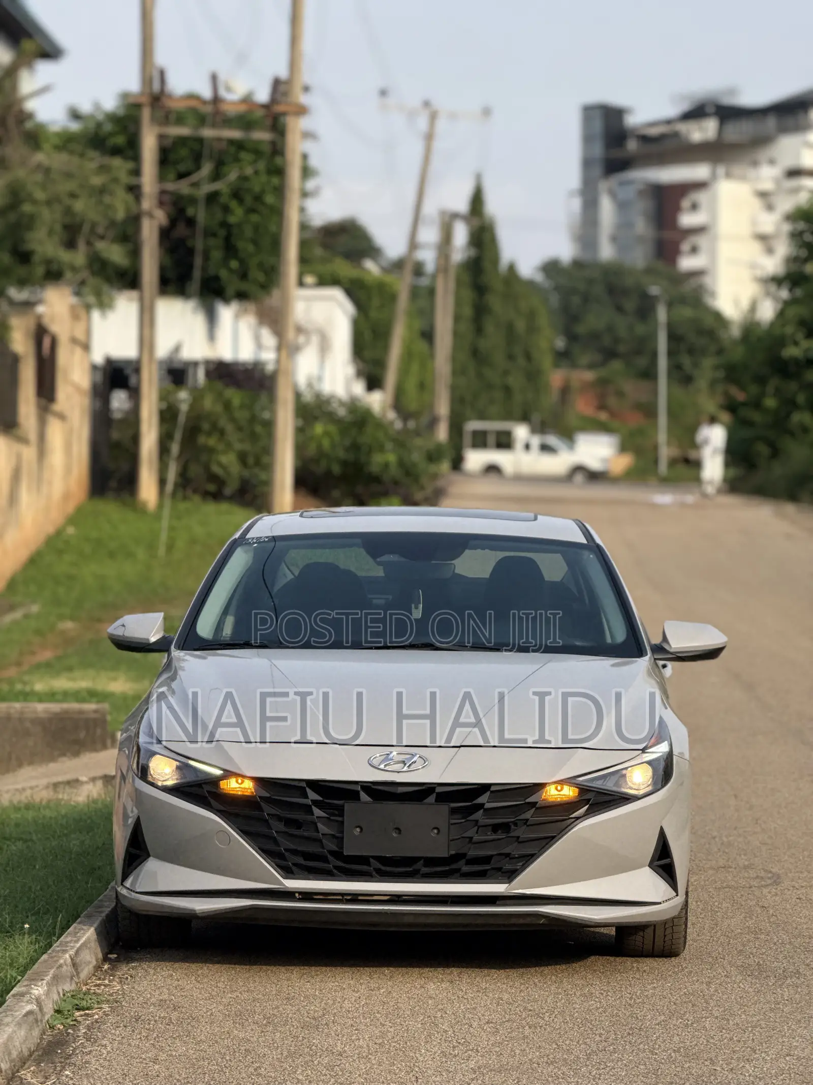 Hyundai Elantra 2022 Silver