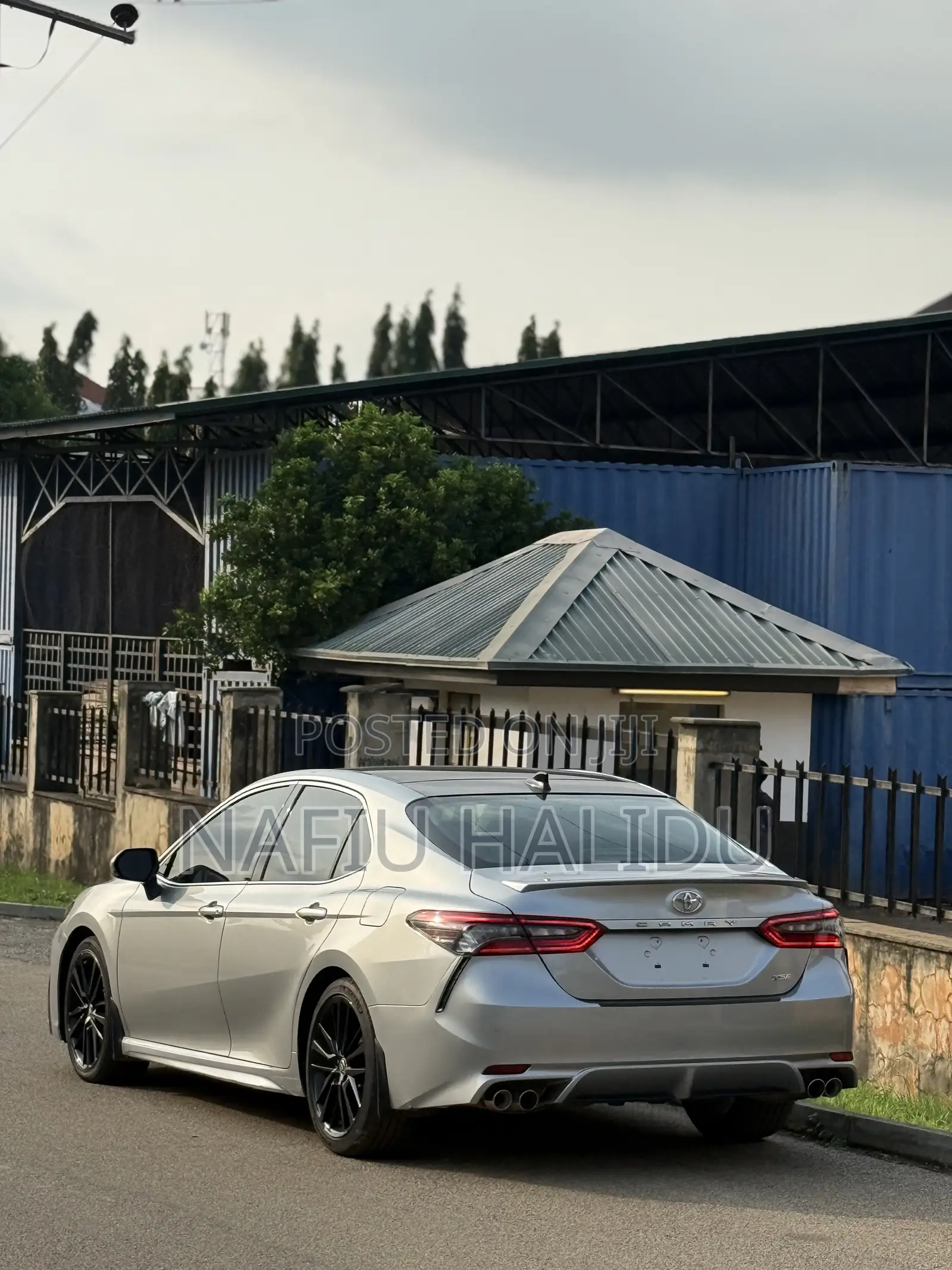 Toyota Camry 2022 Silver
