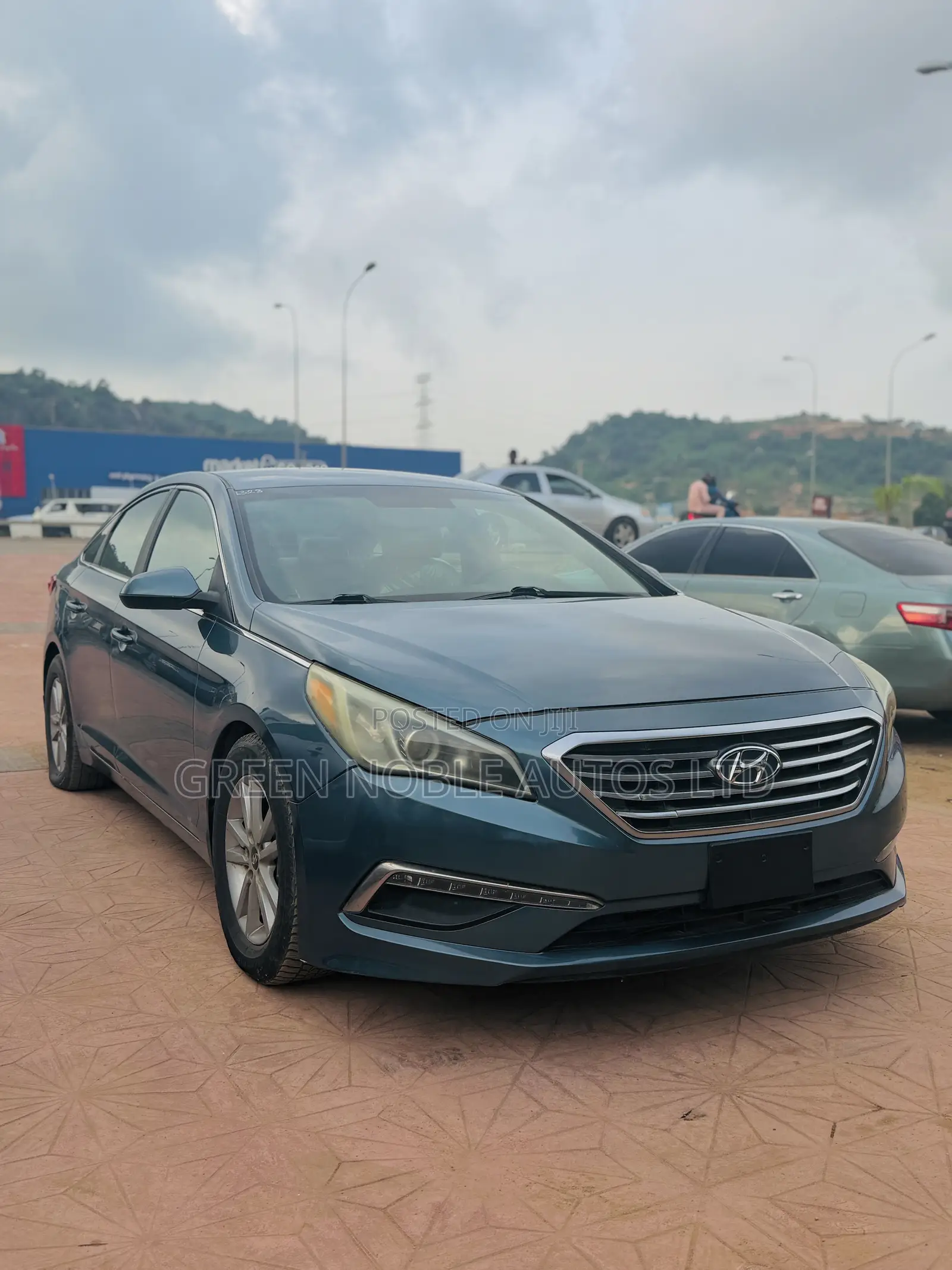 Hyundai Sonata Base Sedan FWD (2.4L 4cyl 6A) 2016 Green