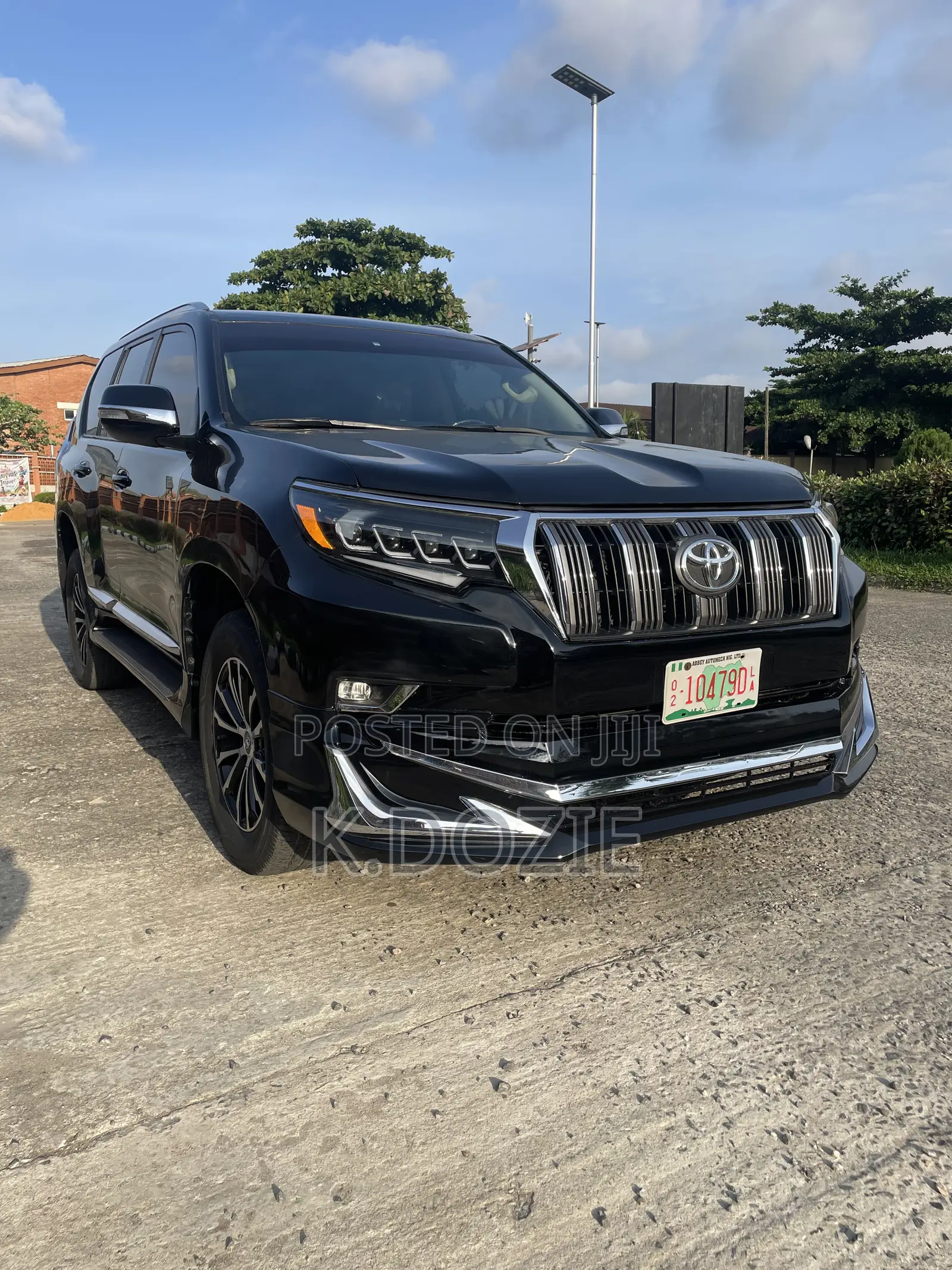 Toyota Land Cruiser Prado 4.0 Petrol TX-L 2011 Black