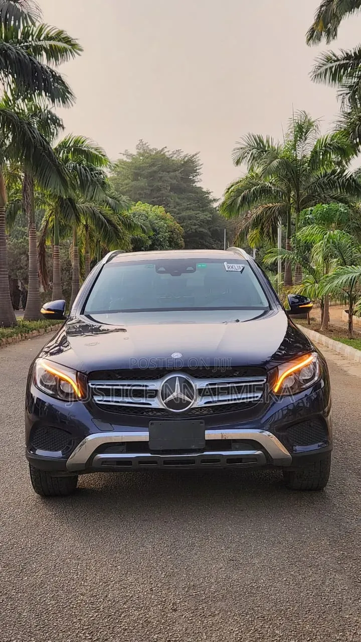 Mercedes-Benz GLC-Class 2017 Blue