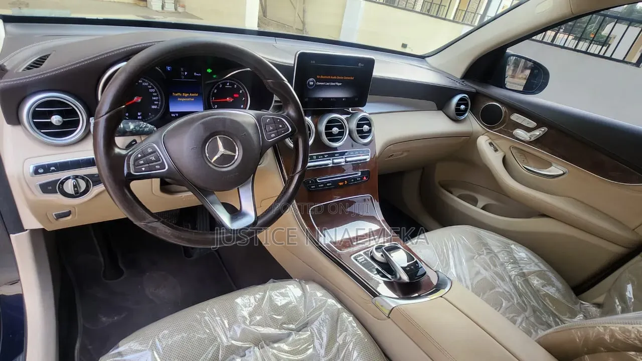 Mercedes-Benz GLC-Class 2017 Blue
