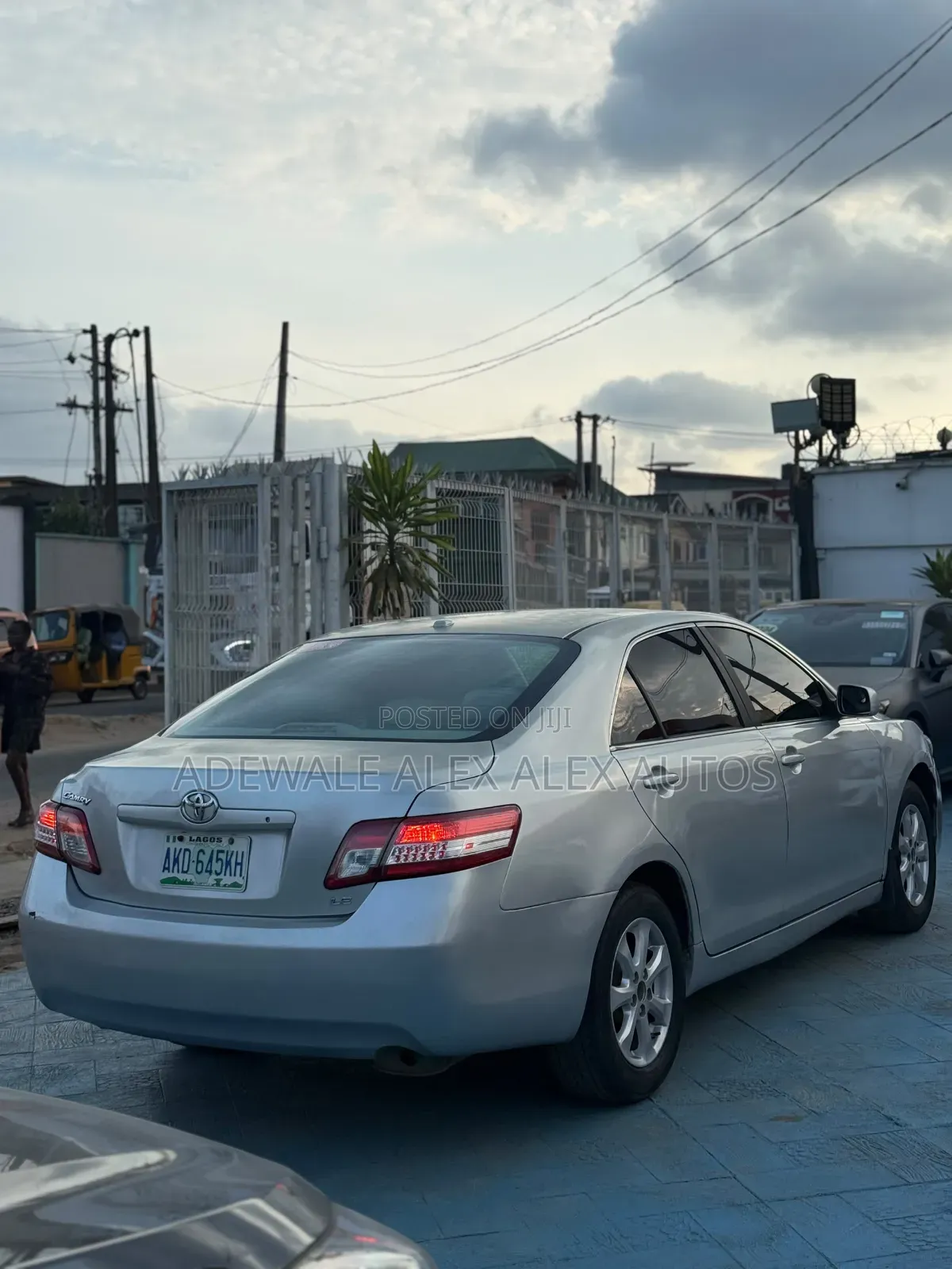 Toyota Camry 2011 Silver