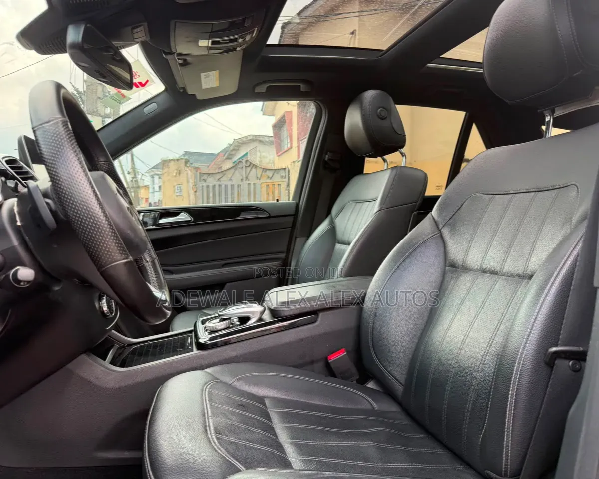 Mercedes-Benz GLE-Class 2018 Gray