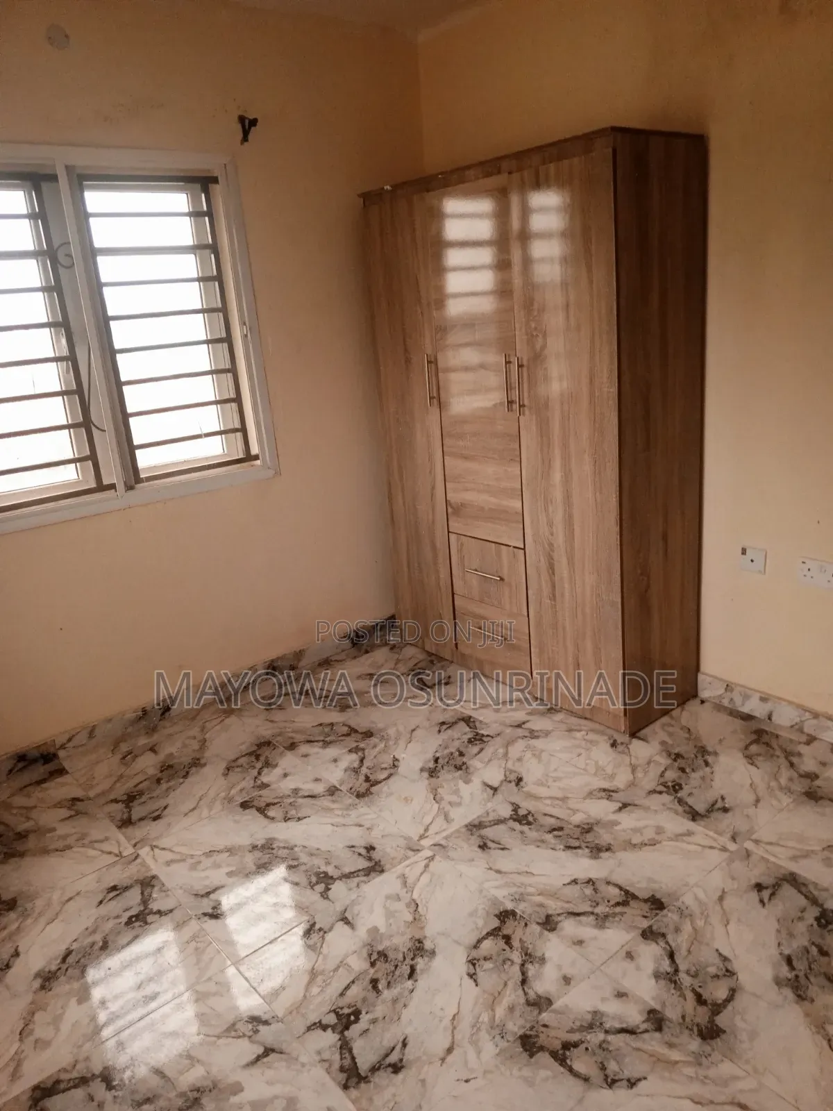 3bdrm Apartment in Ologuneru for rent
