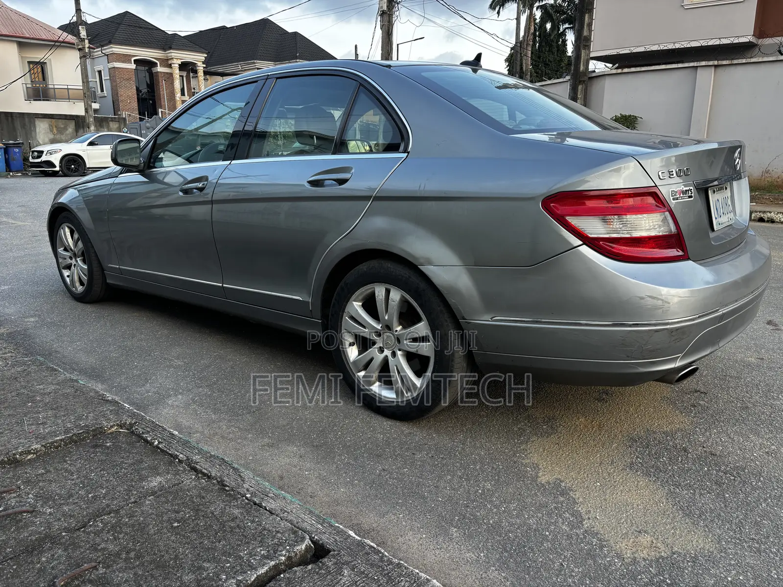 Mercedes-Benz C300 Luxury Sedan AWD (3.0L 6cyl 7A) 2008