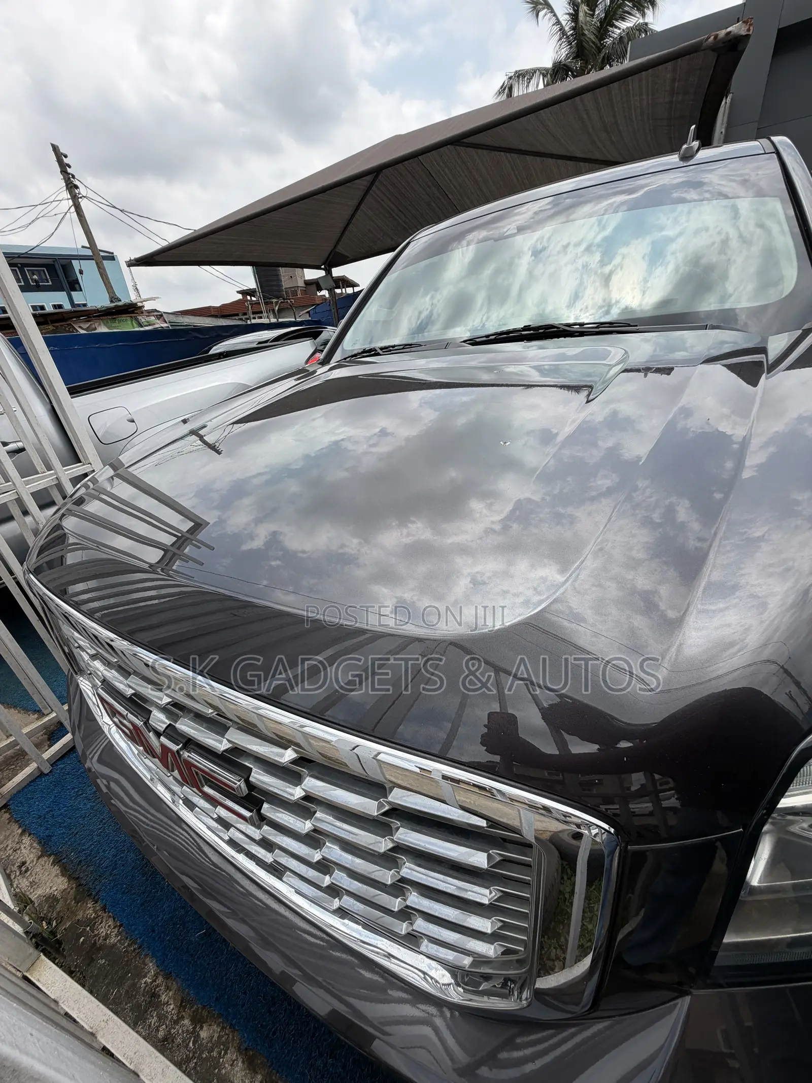 GMC Yukon Denali 4x4 2018 Gray