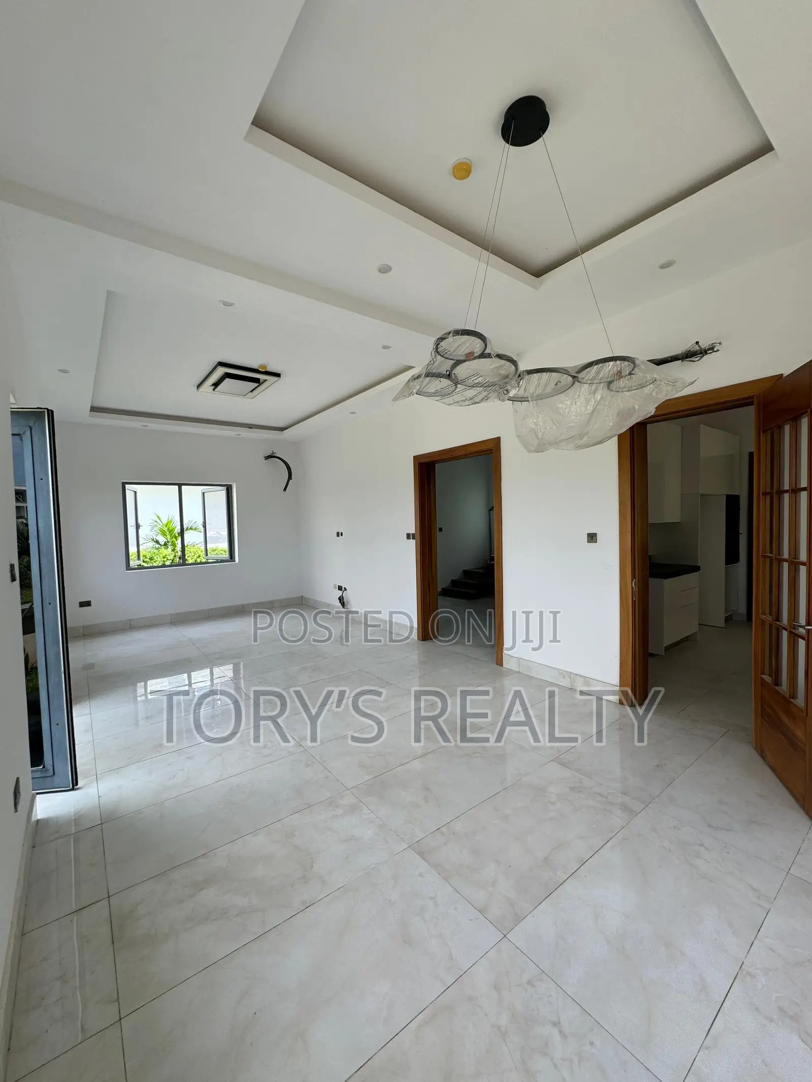 4bdrm Penthouse in Ikate for rent