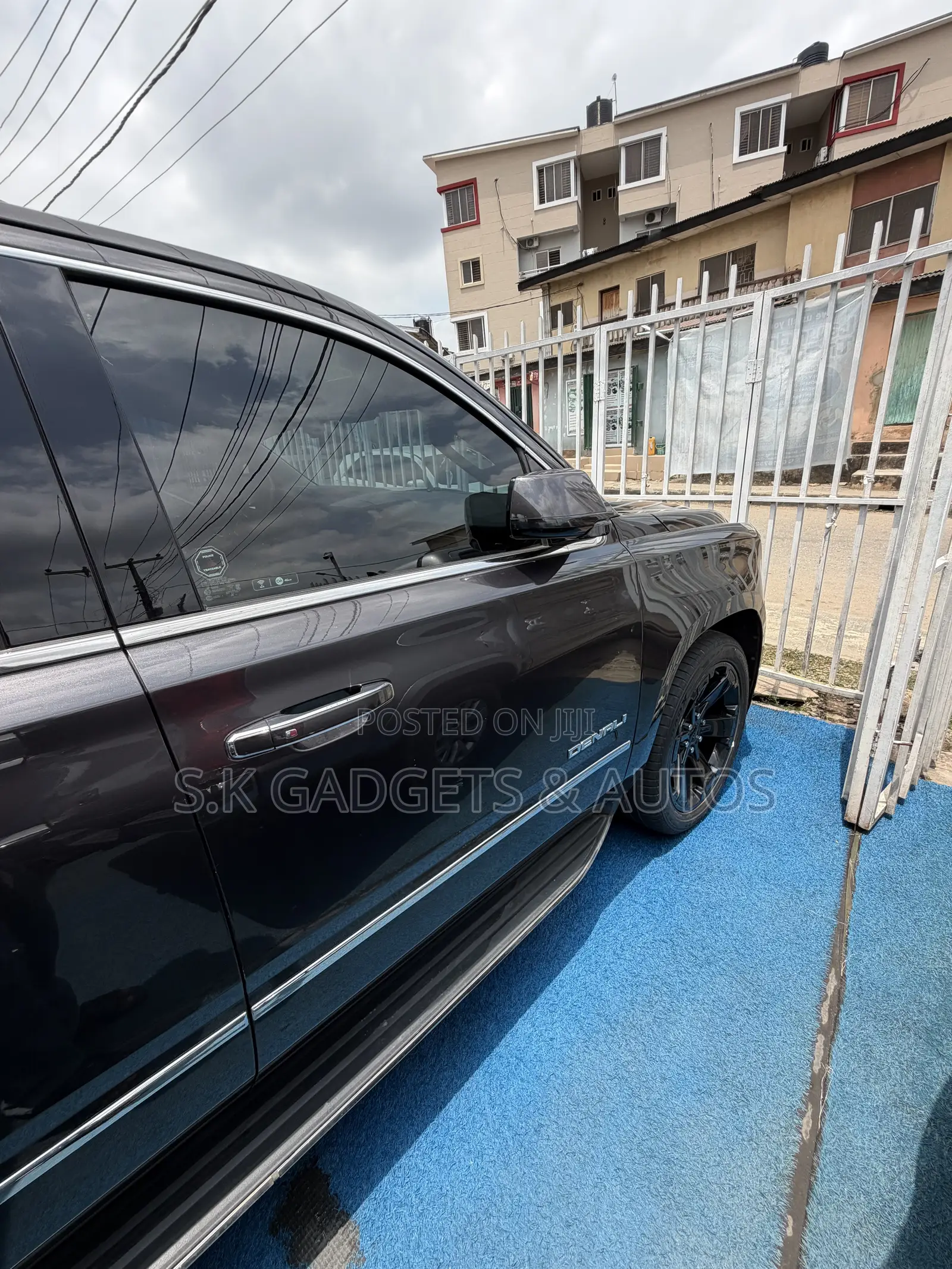 GMC Yukon Denali 4x4 2018 Gray