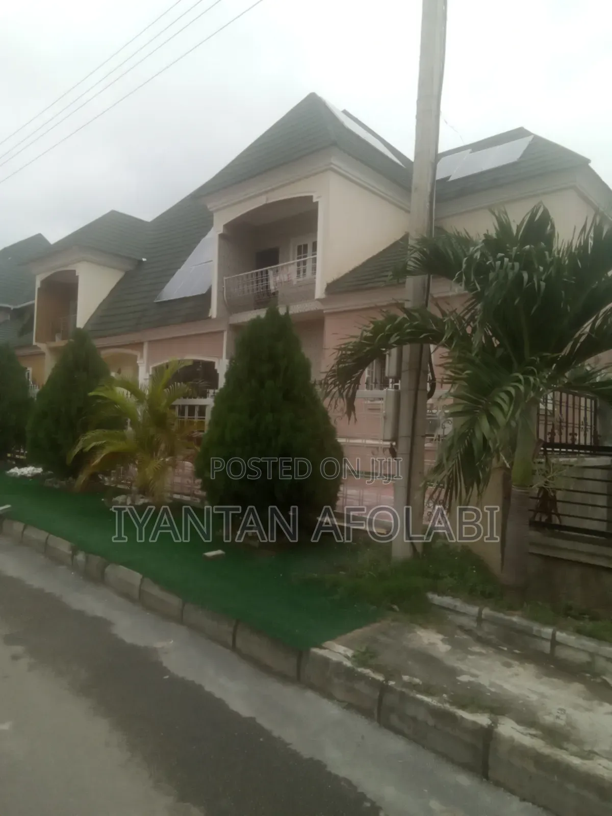 3bdrm Duplex in River Park Estate, FHA for rent