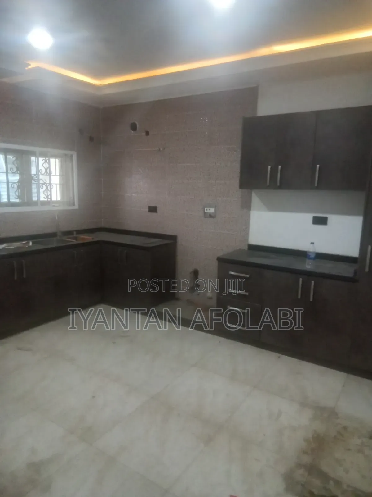 3bdrm Duplex in River Park Estate, FHA for rent
