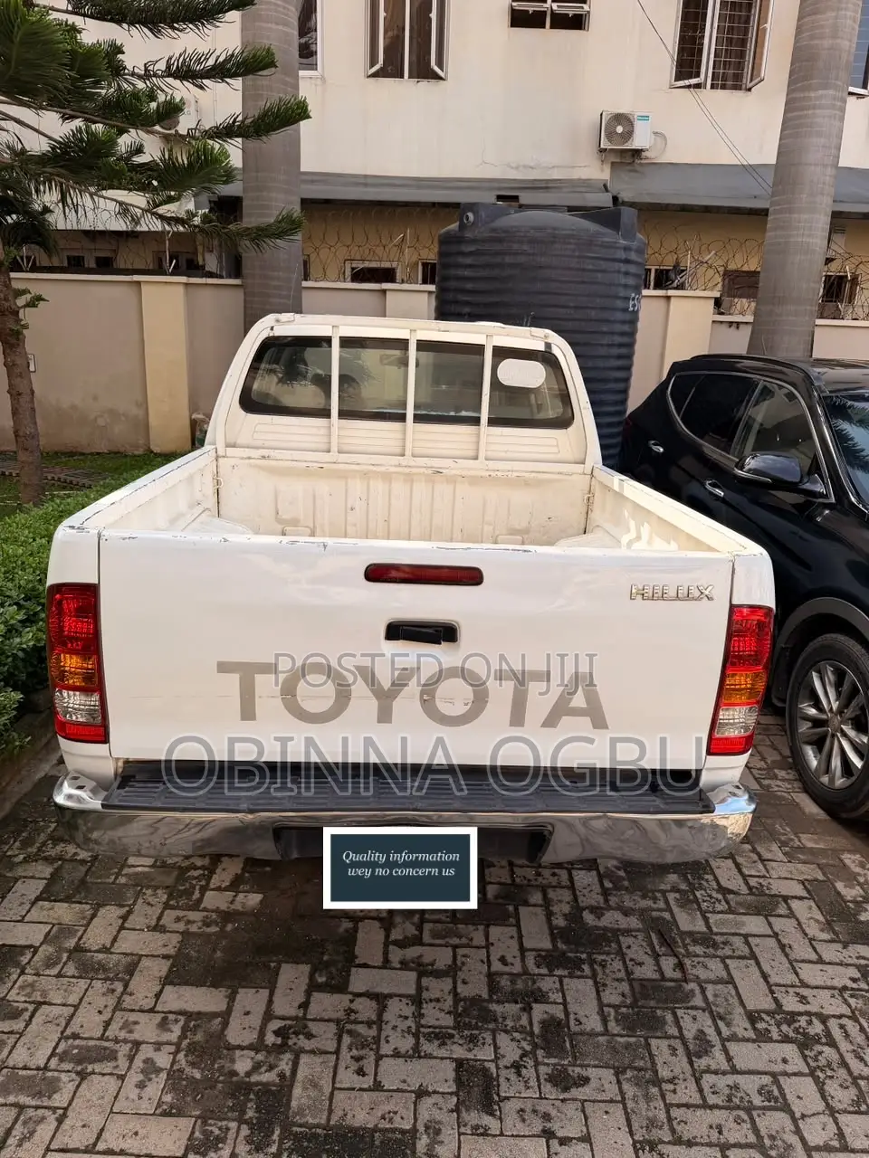 Toyota Hilux 2011 White