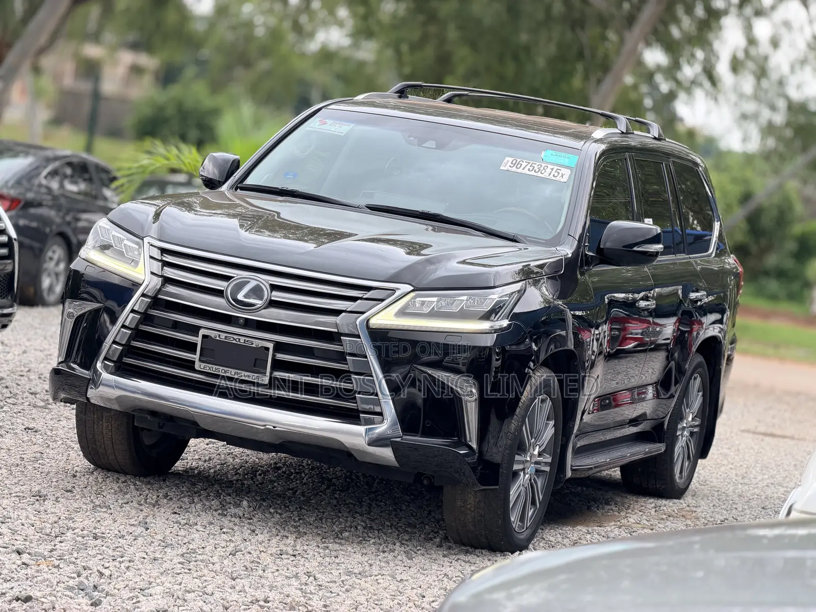 Lexus LX 570 AWD 2017 Black