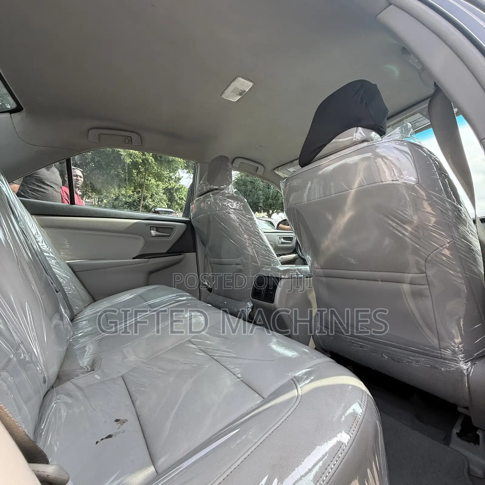 Toyota Camry XLE 4dr Sedan (2.5L 4cyl 6A) 2017 Gray